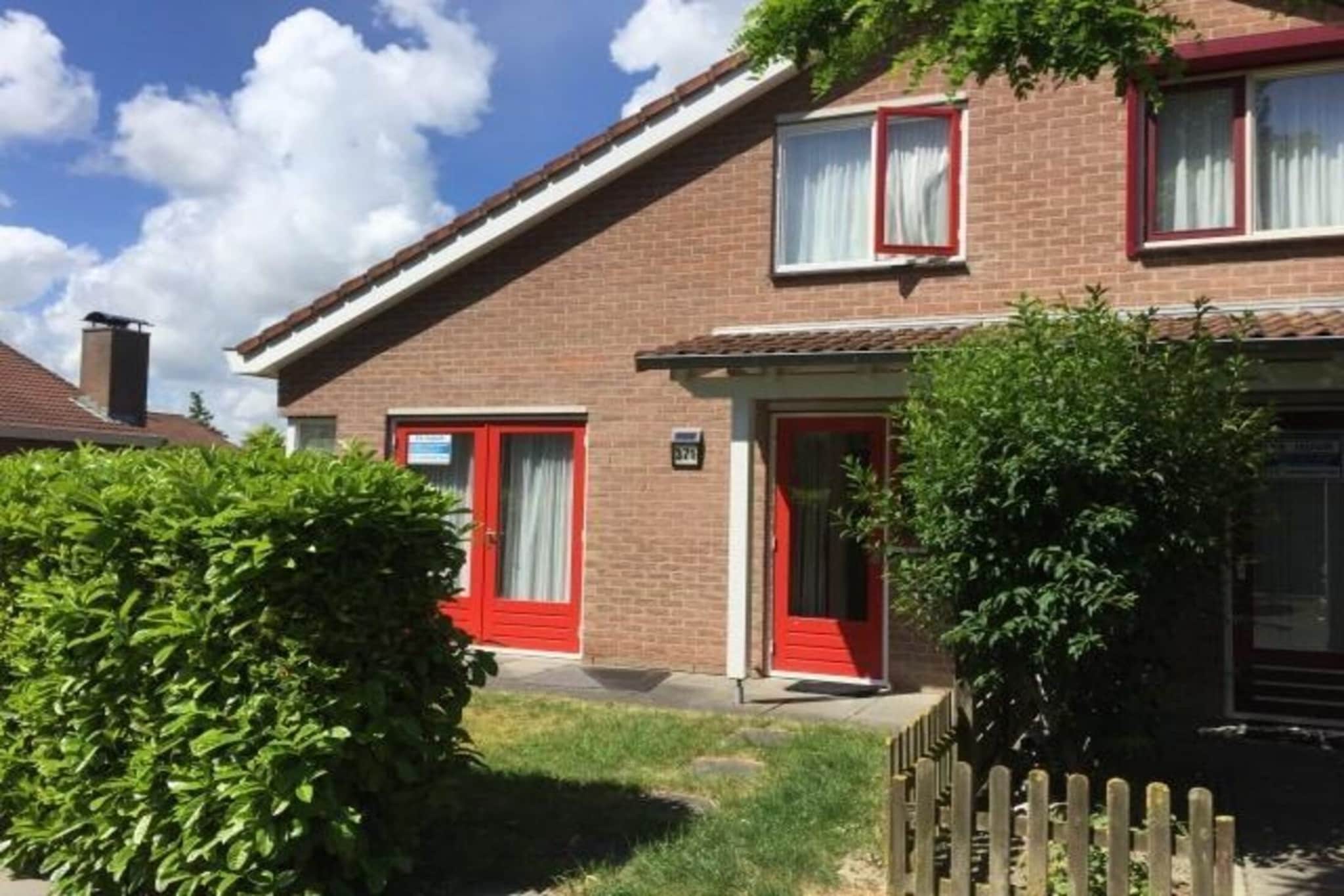 Schoneveld 371 Strandparel Breskens-Buitenkant zomer