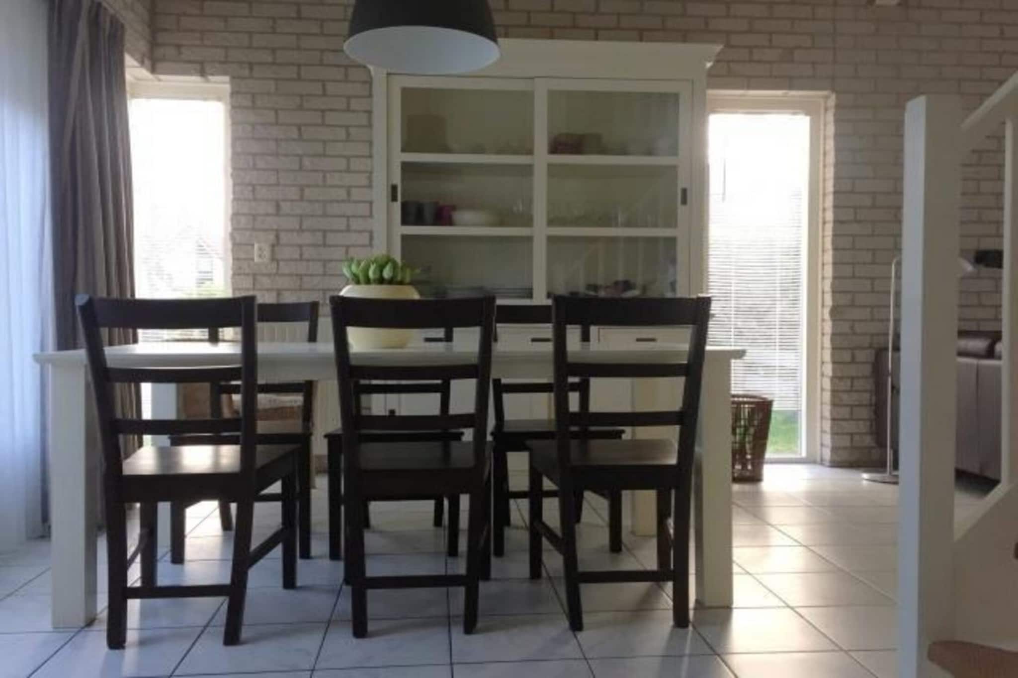 Schoneveld 371 Strandparel Breskens-Eetkamer