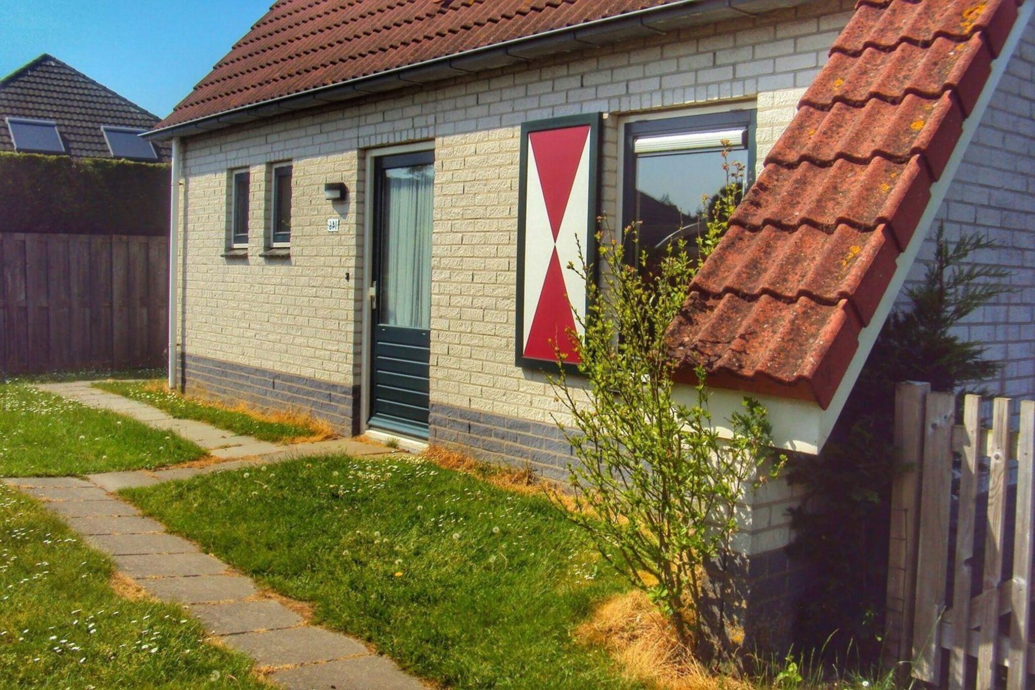 Exterior Summer