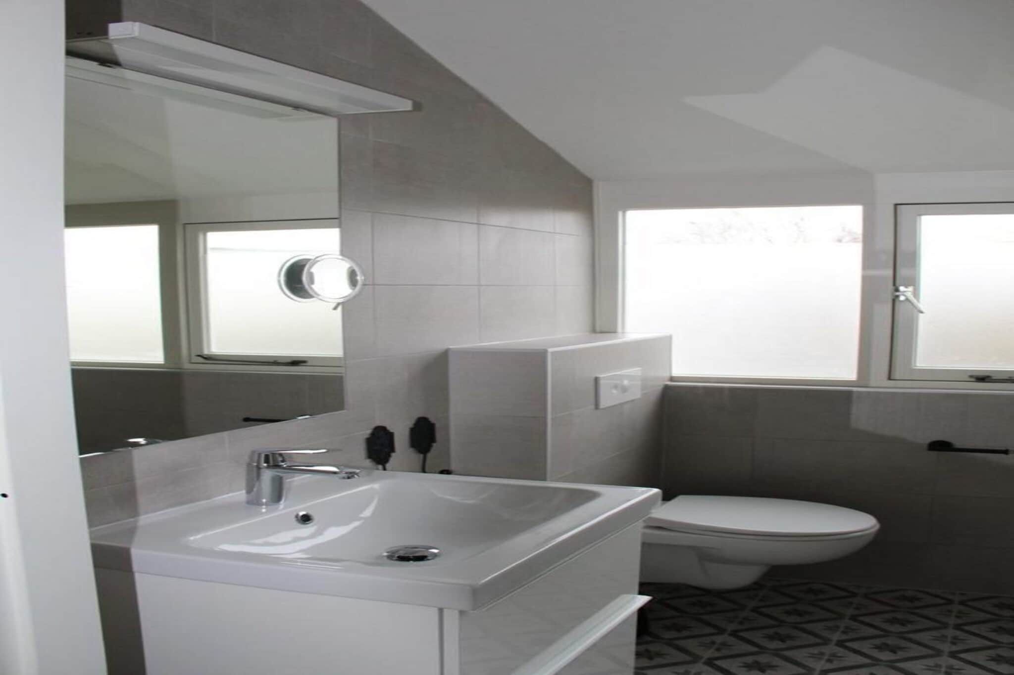 Scheldeveste 12 Zwin Breskens-Bathroom