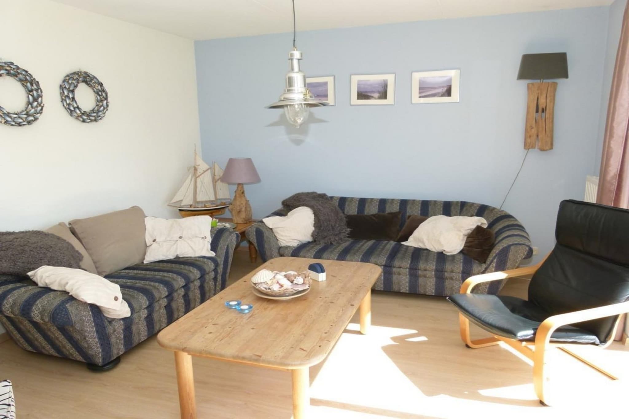 Charming Garden Retreat with Water Views
Escape to this bright and welcoming detached holiday home, nestled in a quiet corner of the Scheldeveste park. With a lush south-facing garden overlooking the water, this home offers multiple terraces for soaking up the sun, enjoying a morning coffee, or hosting an alfresco dinner. Whether you're lounging under the sleek canopy with sliding doors or sharing a meal at the large picnic table, you'll be surrounded by serenity and space.
Family-Friendly Fun and Comfort Inside and Out
The spacious garden is fully fenced, making it ideal for families. Kids will love the large trampoline, the sturdy rowing boat, and a treasure trove of beach toys stored in the garden house. Inside, the cozy living area flows into a modern kitchen with all essentials for home-cooked meals. Upstairs, three comfy bedrooms and a full bathroom offer restful nights, while a stash of board games and books ensures cozy evenings indoors.
Explore Zeeland’s Best from Your Doorstep
Just a 5-minute walk to the beach and ferry, this home is a gateway to both seaside fun and cultural day trips. Visit nearby gems like Groede, Cadzand, and Knokke by bike, or hop over to historic Vlissingen via ferry. Within walking distance, you’ll find beach bars for sunset snacks and seafood, while the vibrant center of Breskens—with shops, restaurants, and marina—is just a short ride away. Parking for three cars and an EV charger make your stay extra convenient.