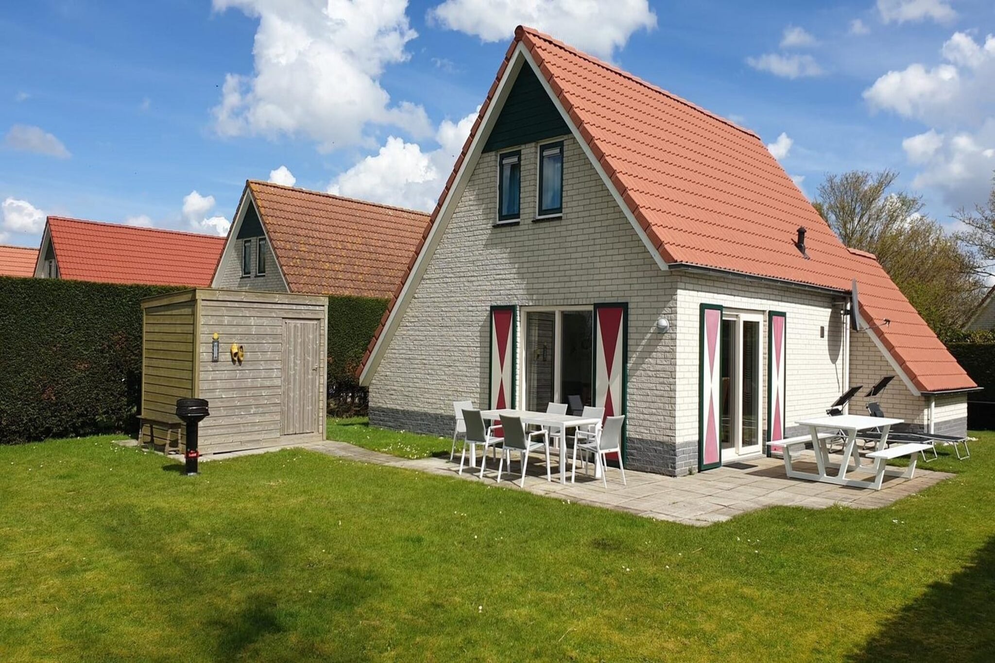 Schoneveld 176 Zeemeeuw Breskens - Buitenkant zomer