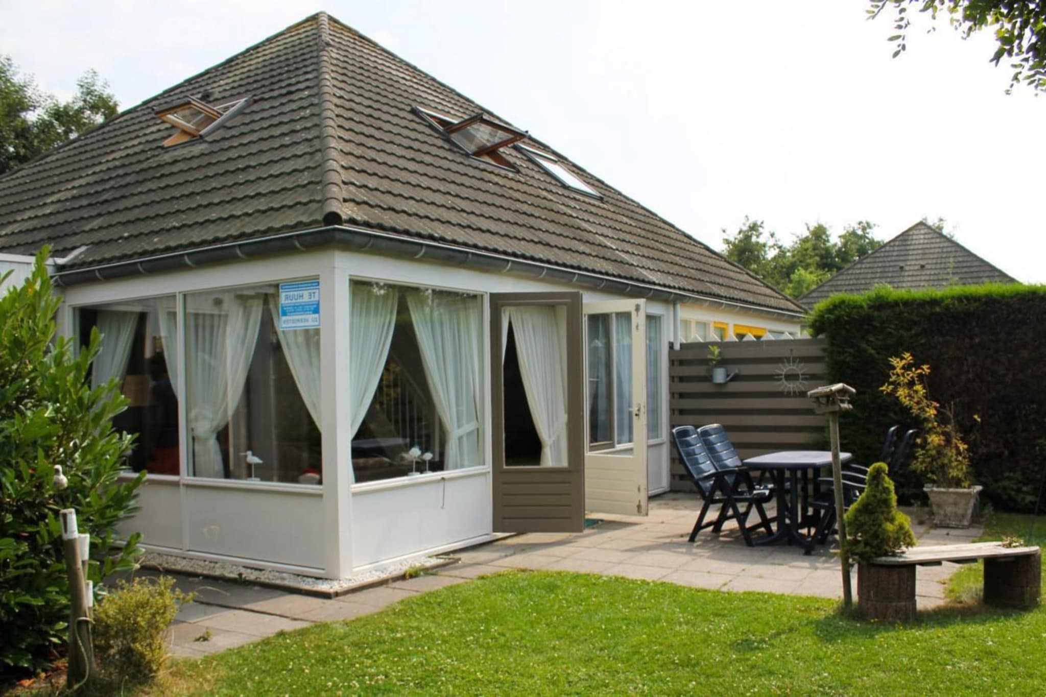 Exterior Summer