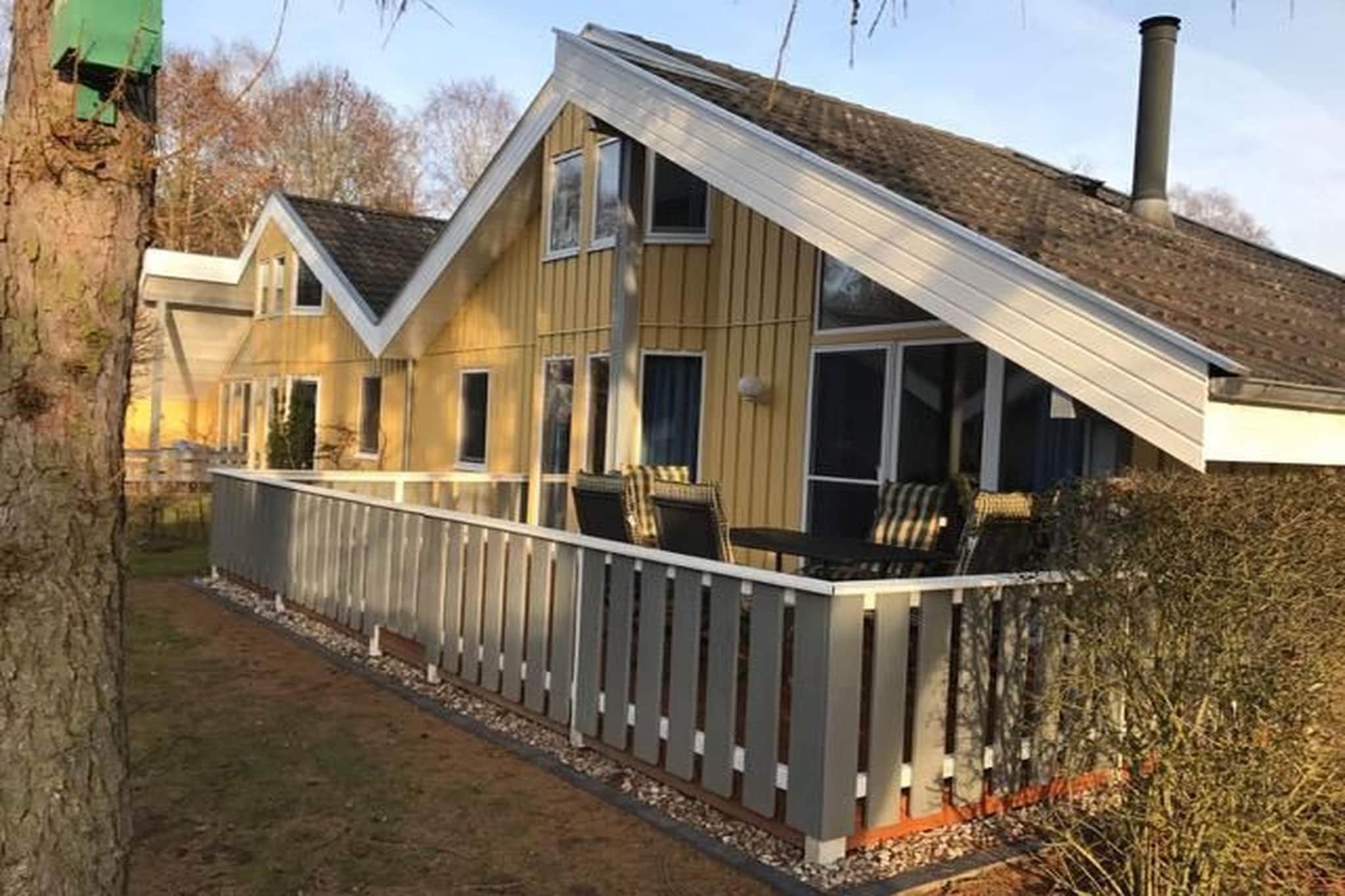 Exterior Summer