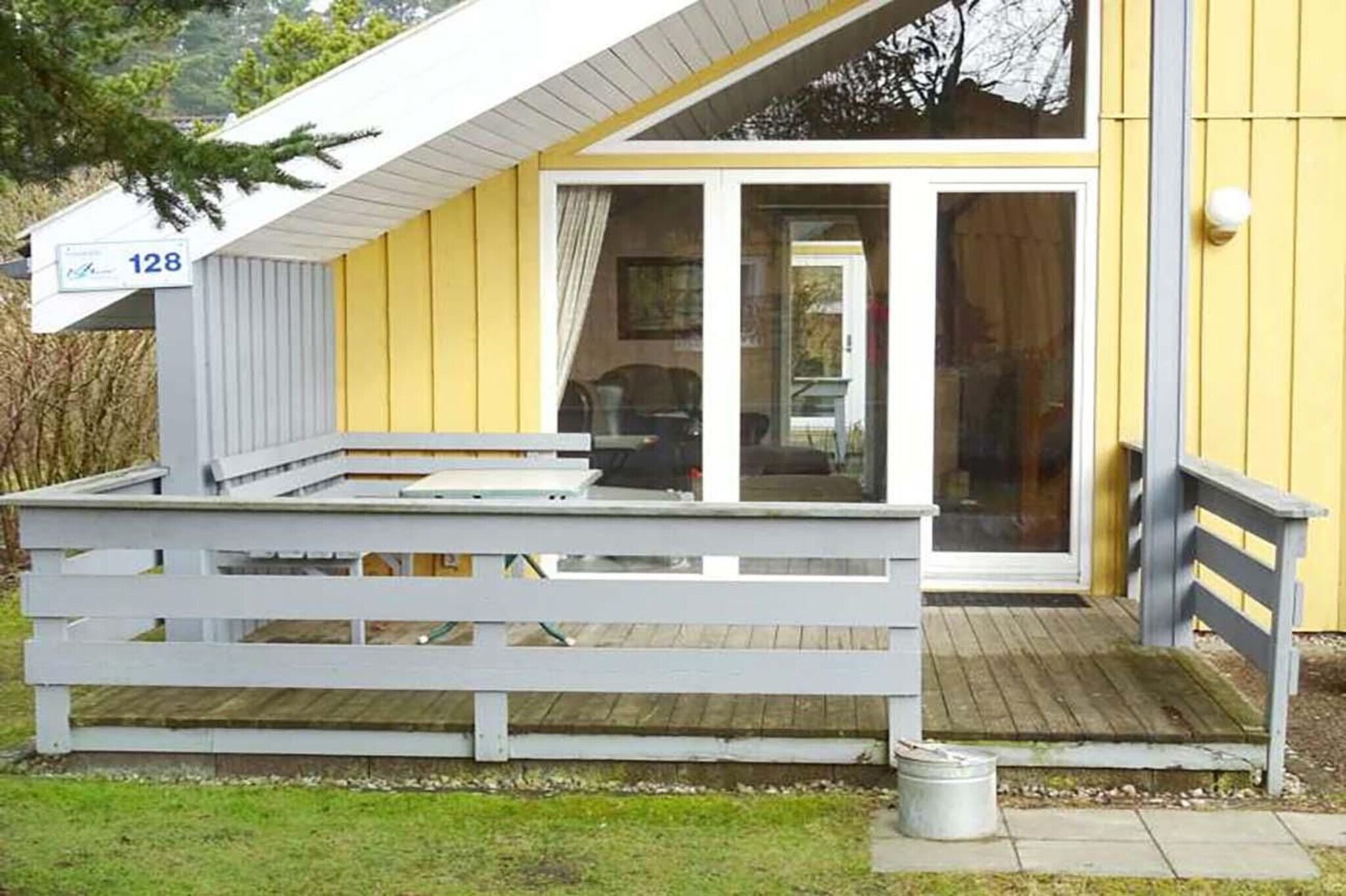 Exterior Summer