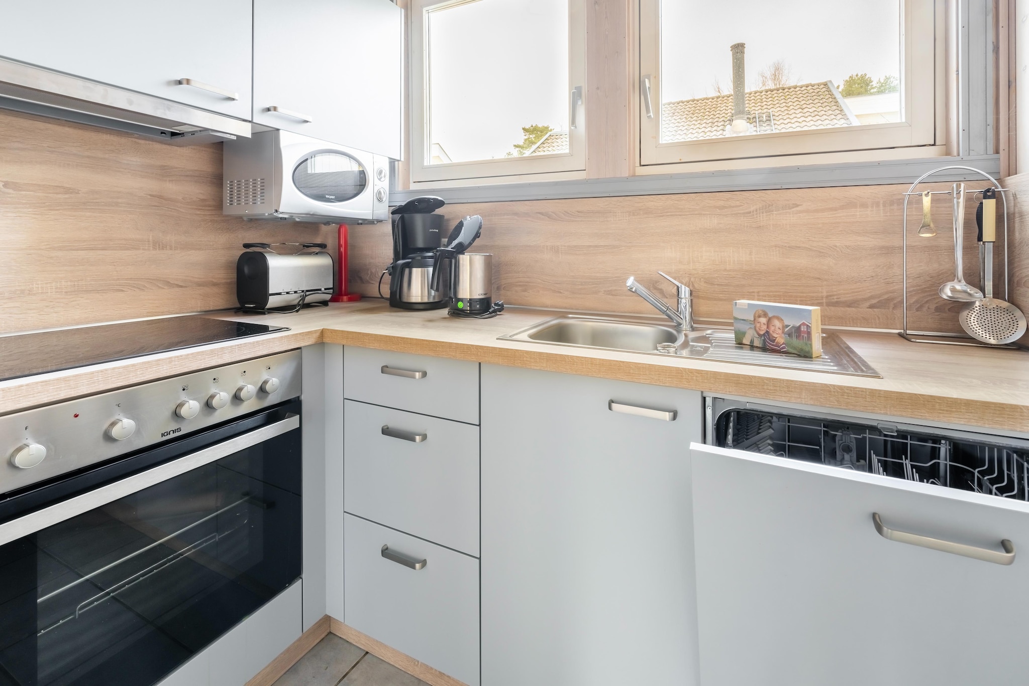 FH Wildgans Comfort mit Sauna & Kaminofen 81 qm 170-Keuken