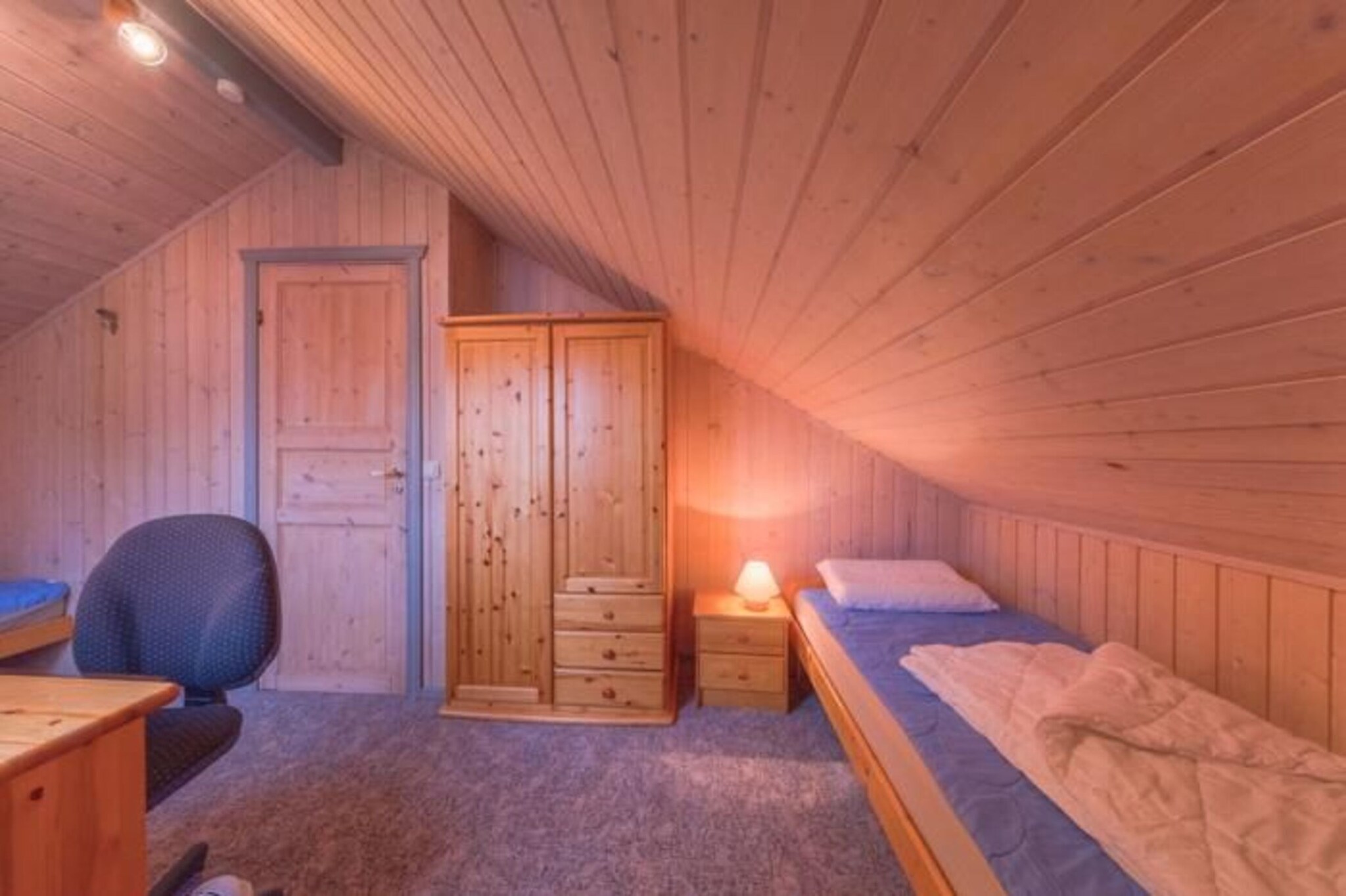 Bed Room