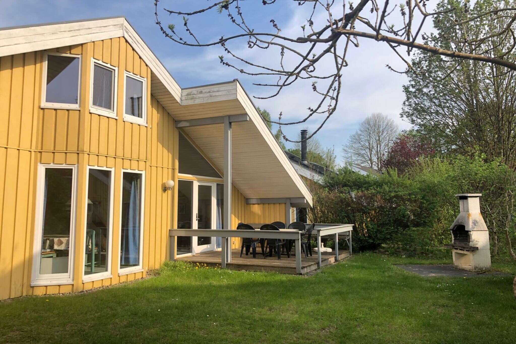 Exterior Summer