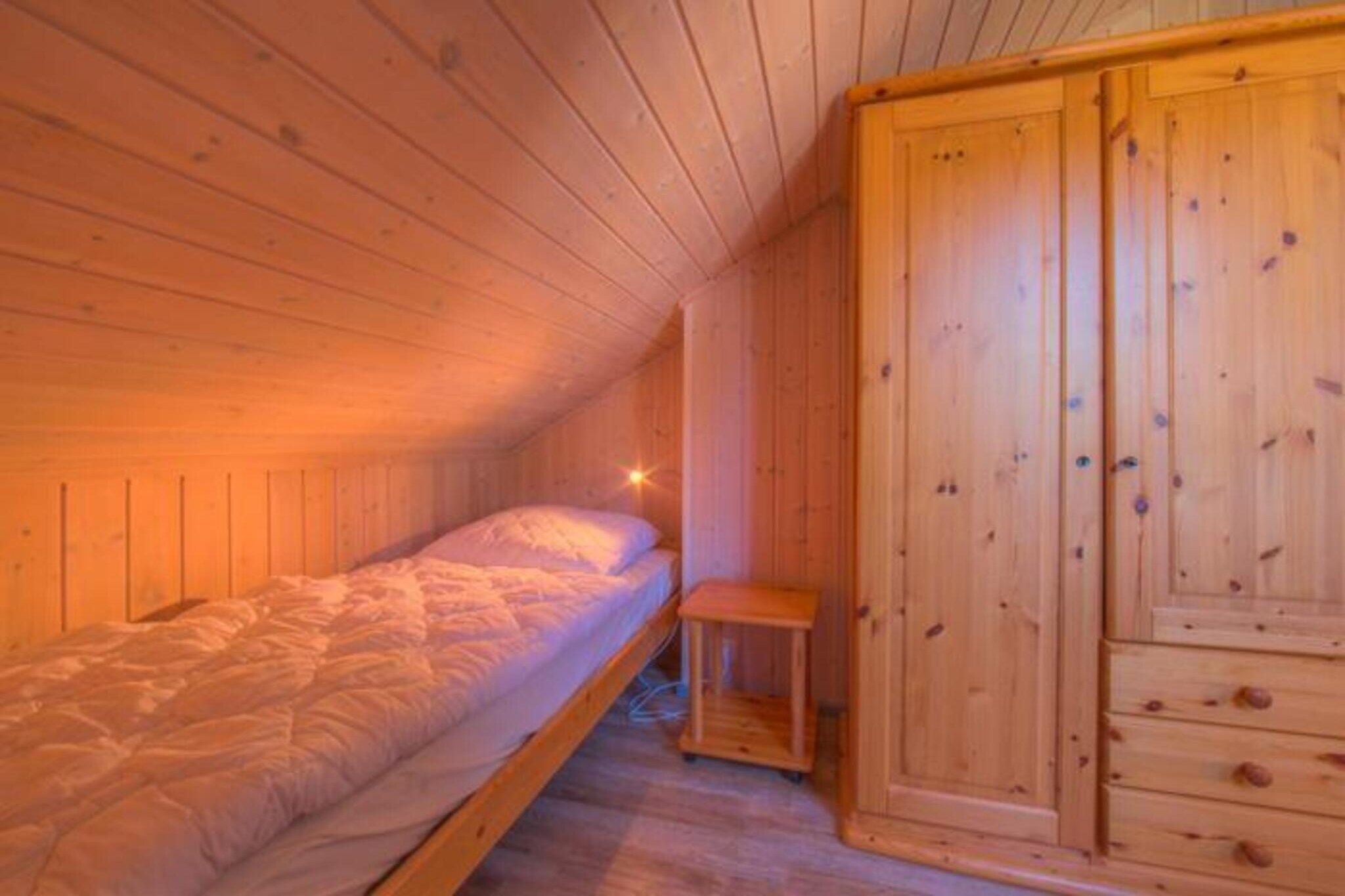 FH Wildgans Comfort Nr 202-Bedroom