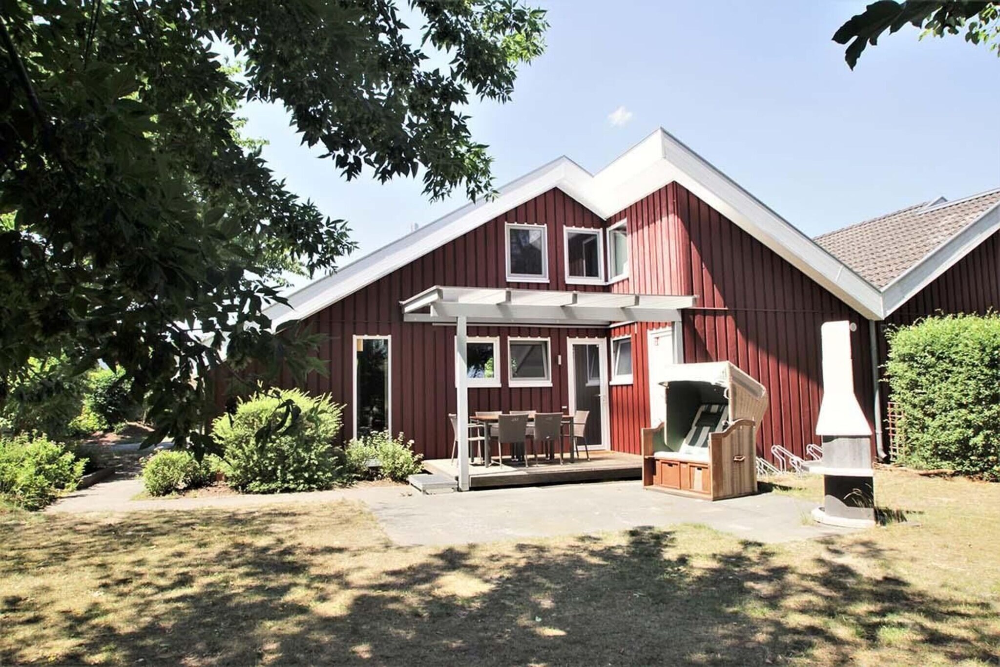 Exterior Summer