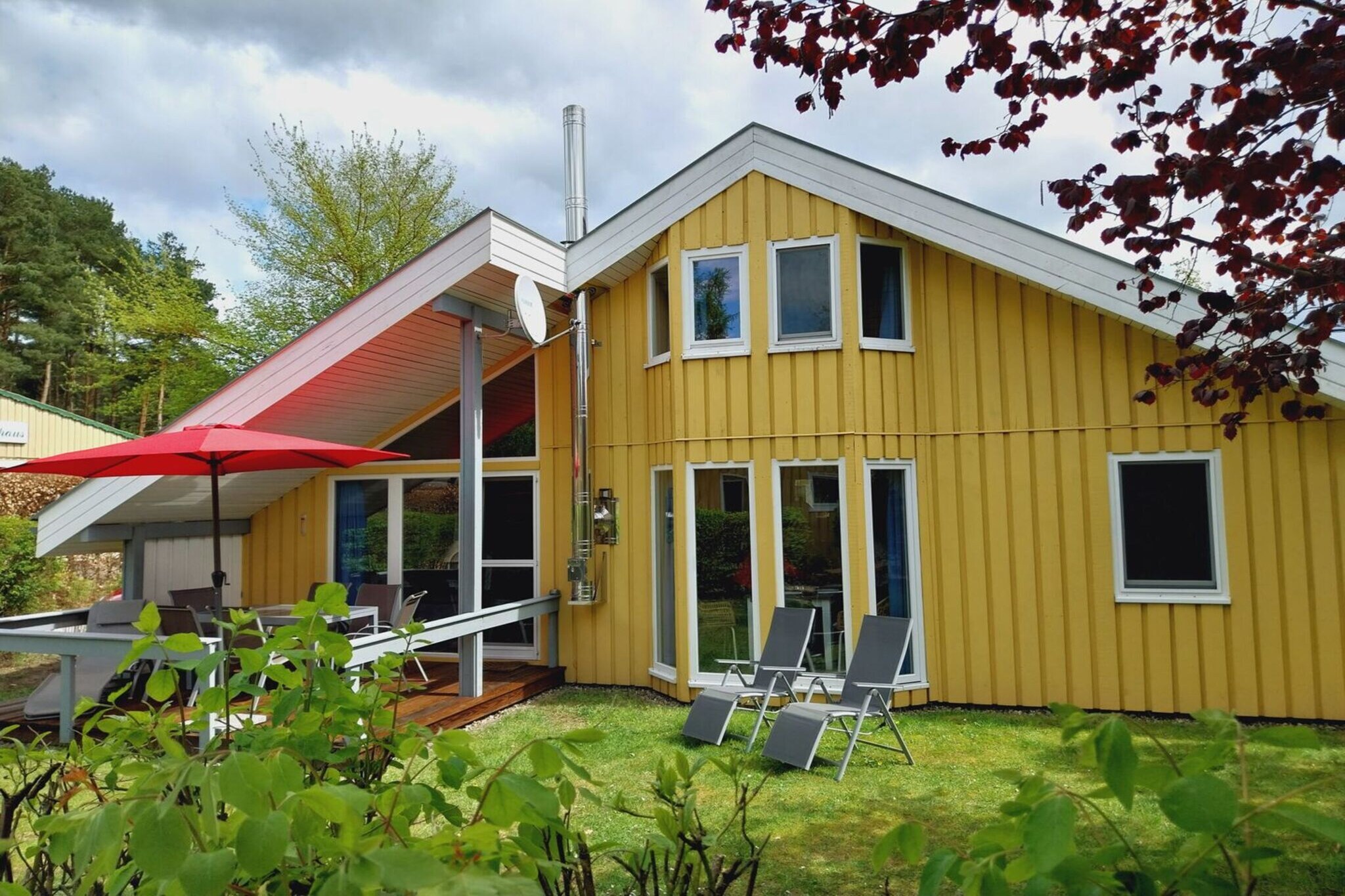 Exterior Summer