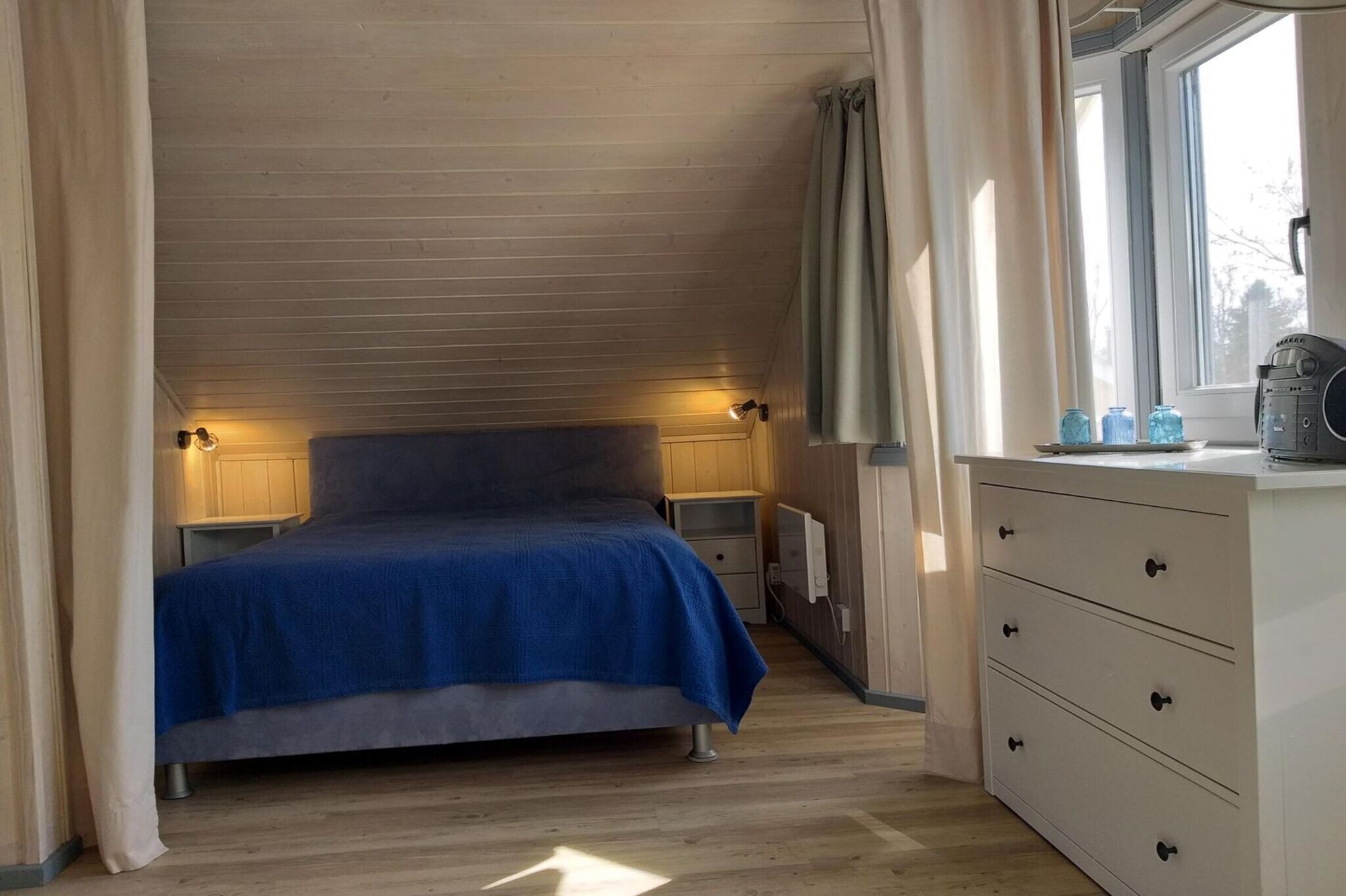 Bed Room