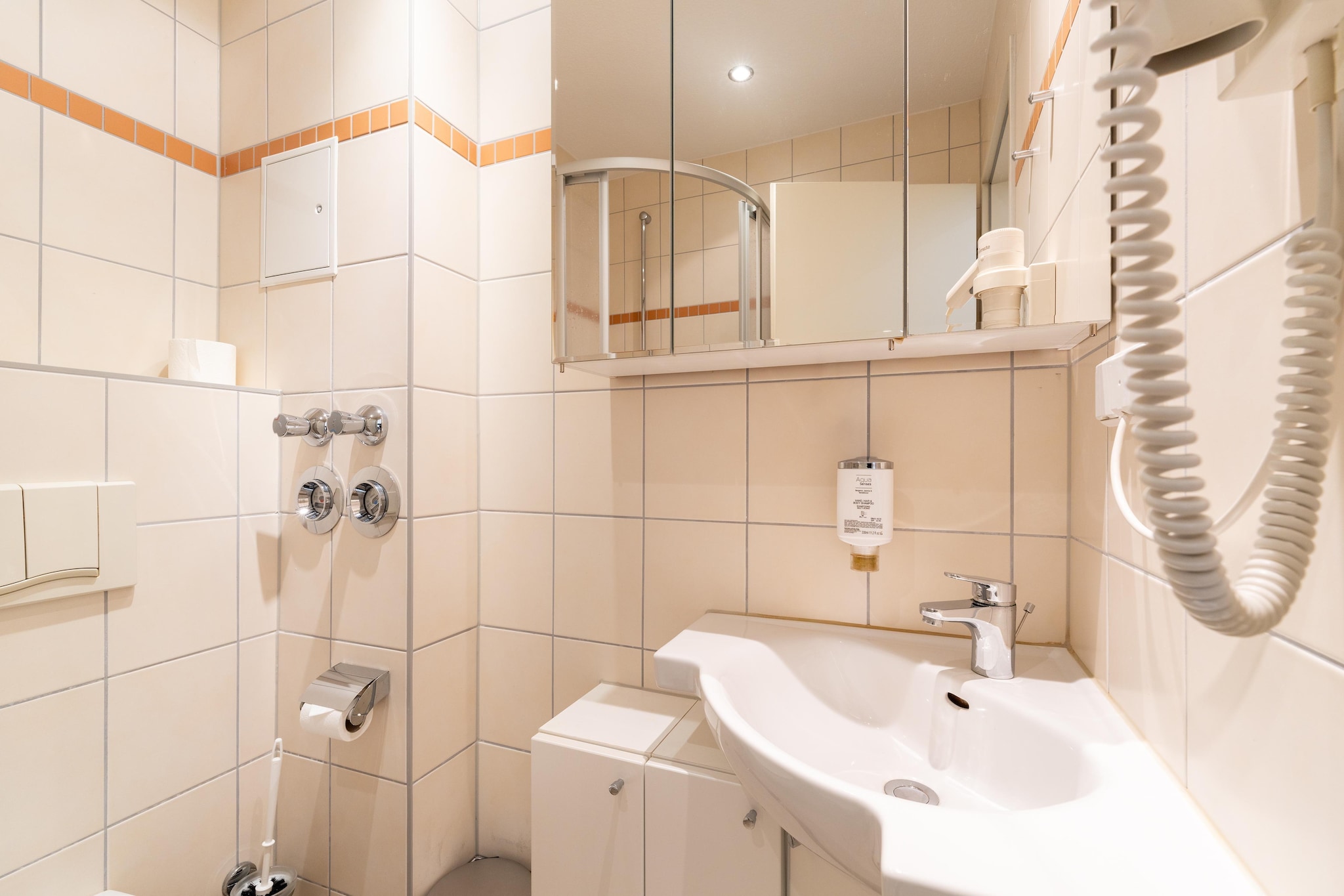 Apartment Strandläufer 111-Badkamer