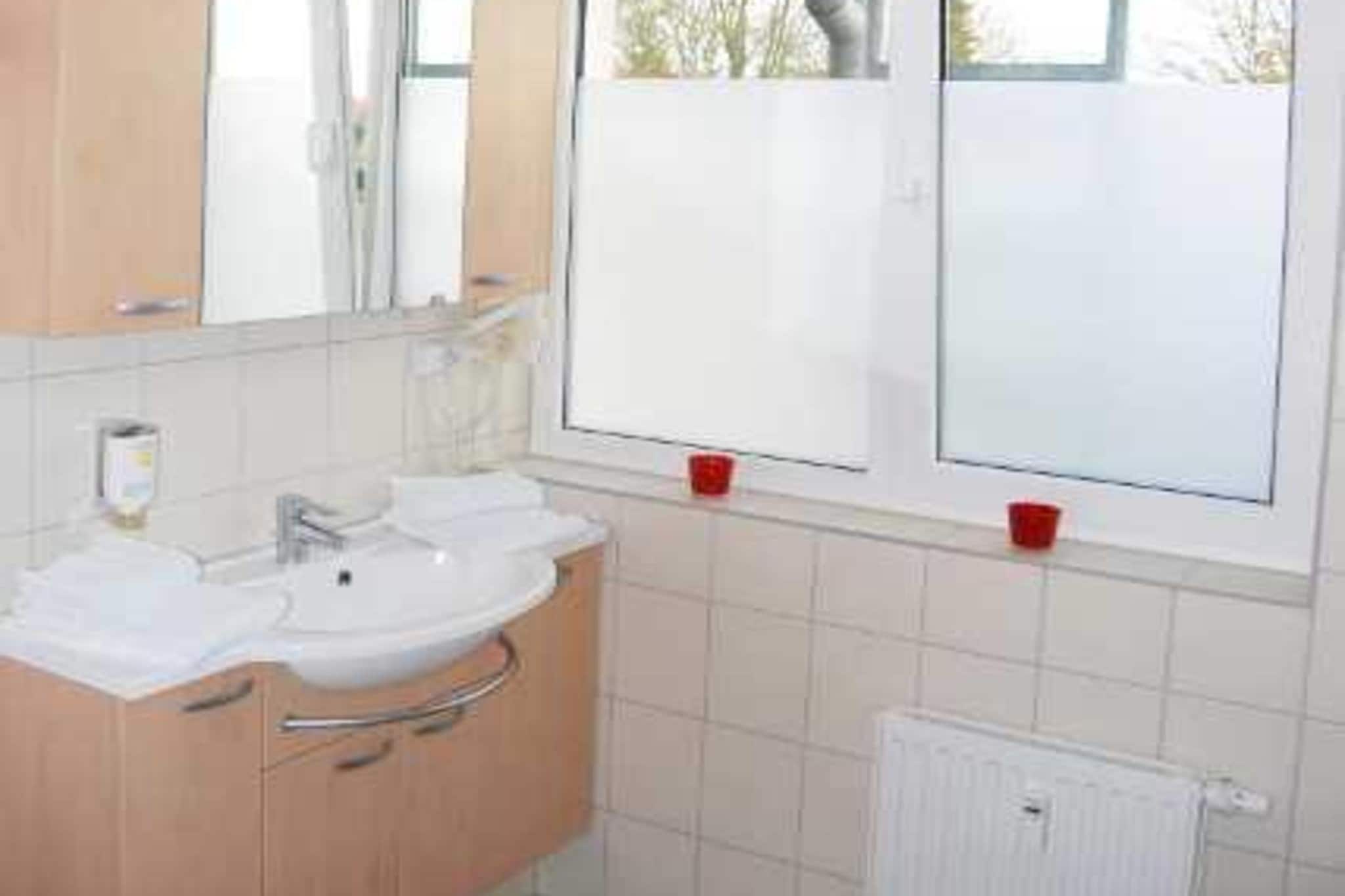 Schneeeule 203-Badkamer