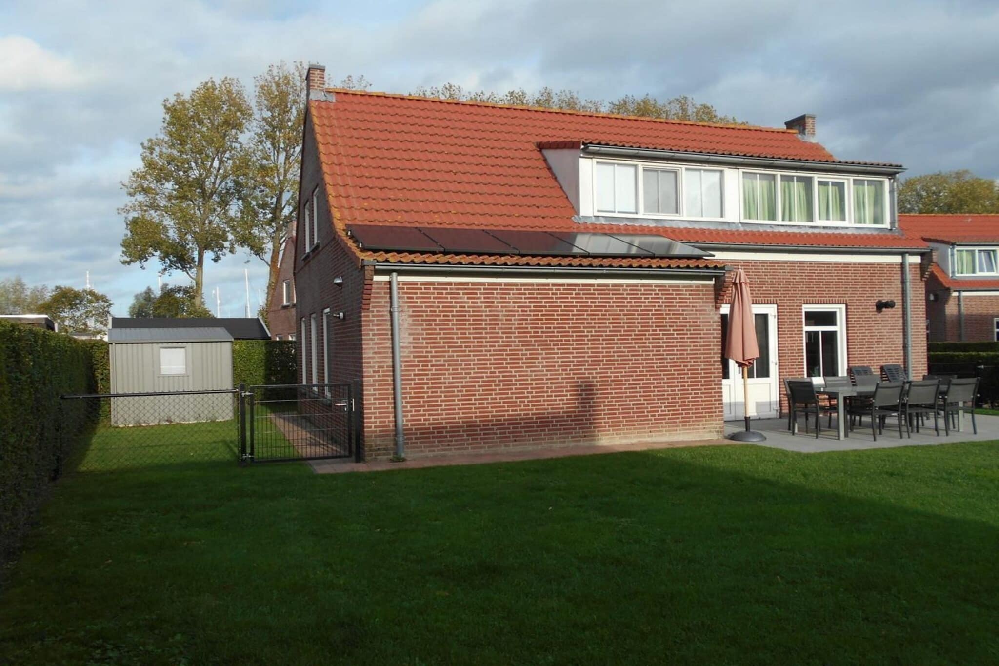 Exterior Summer