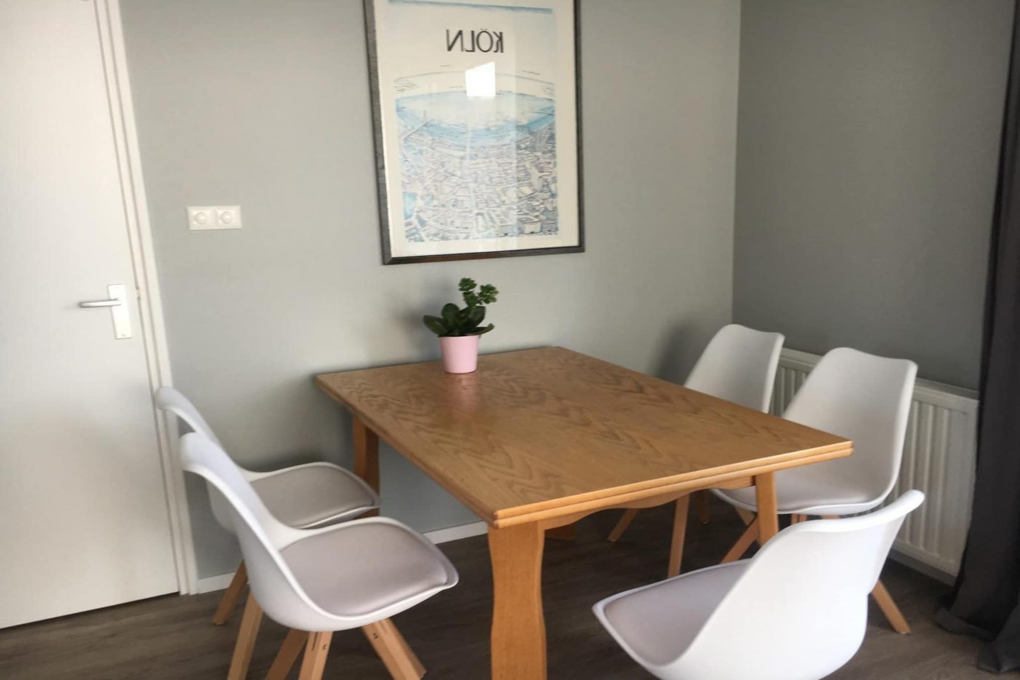 Bungalow in Zeeland near the Beach