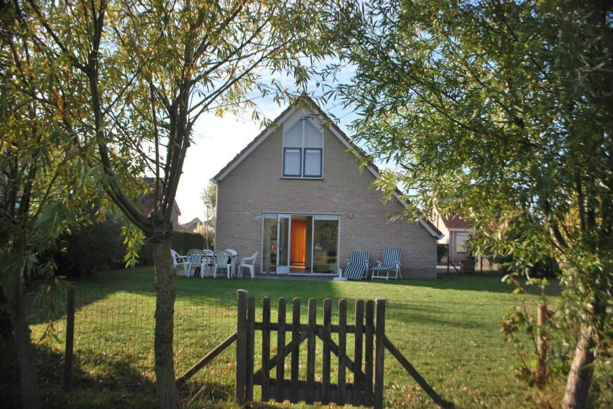 Exterior Summer