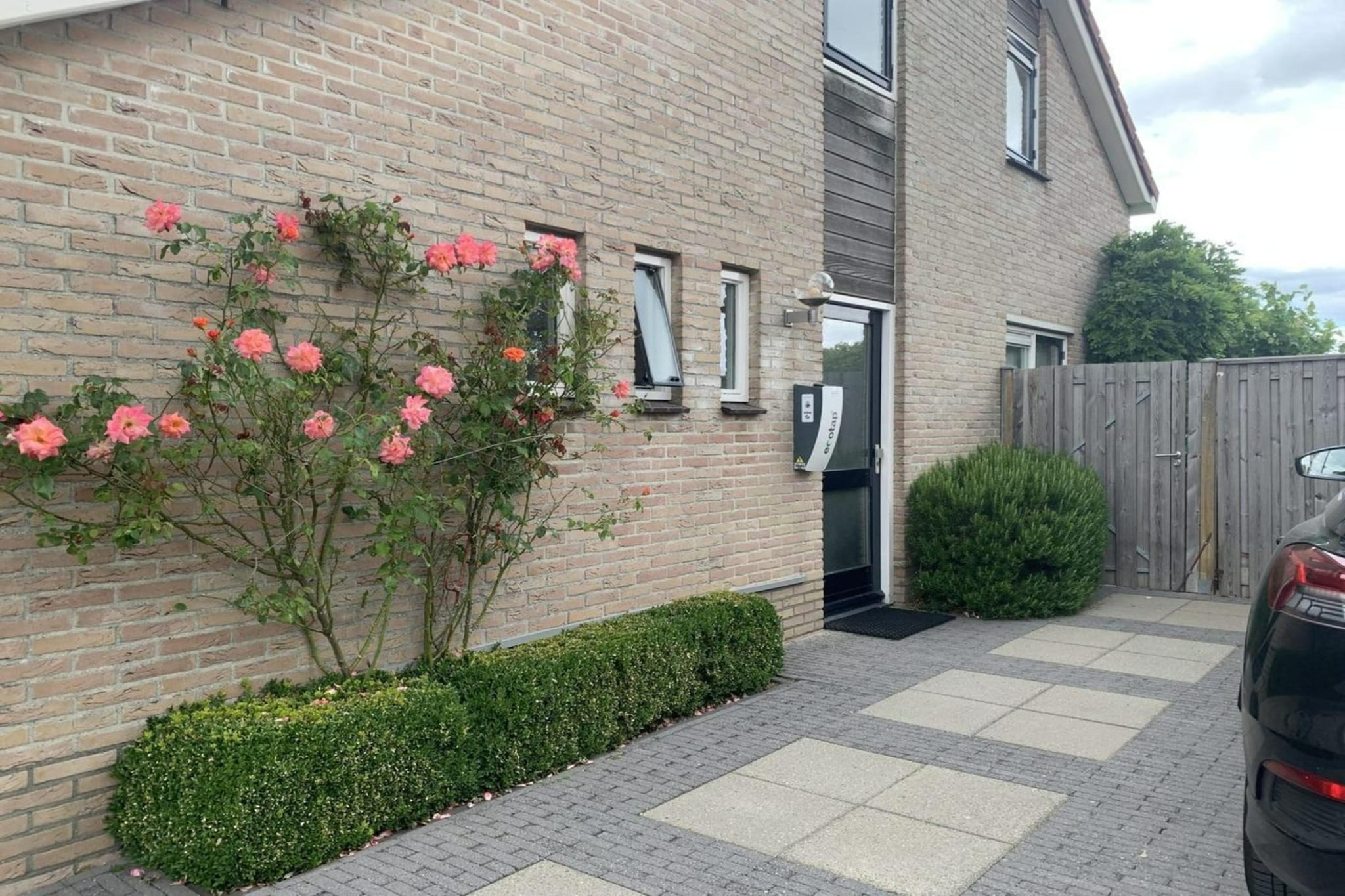 Exterior Summer