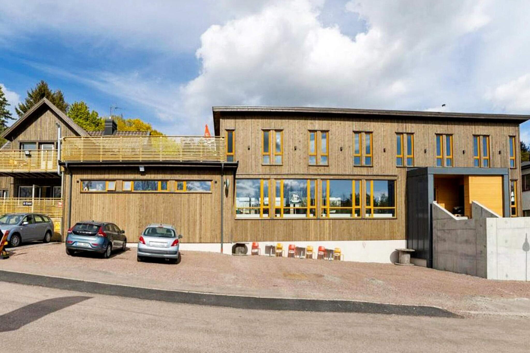 Internet Access DSL, bedroom(double bed), bathroom(shower, toilet), TV(swedish TV channels), coffee machine, Bubble bath(indoor), balcony, heating(electric), terrace