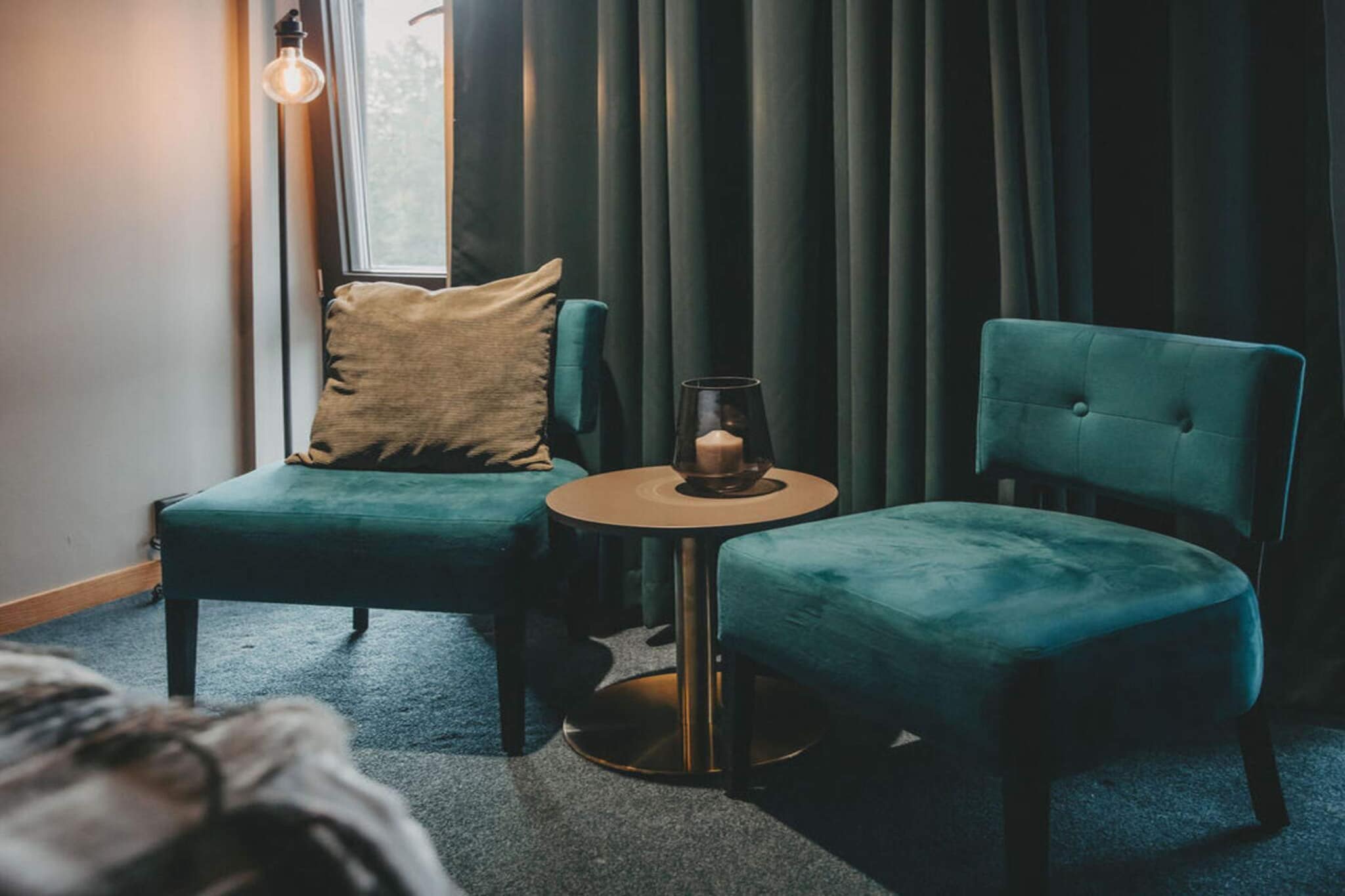 4 star hotel room with free breakfast - Indoor