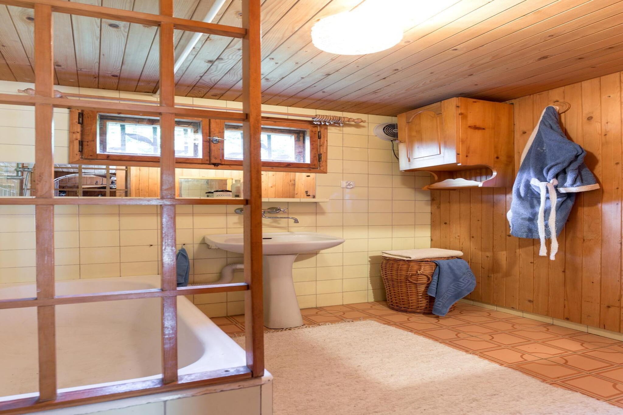 Holiday home in Przewoz-Bathroom