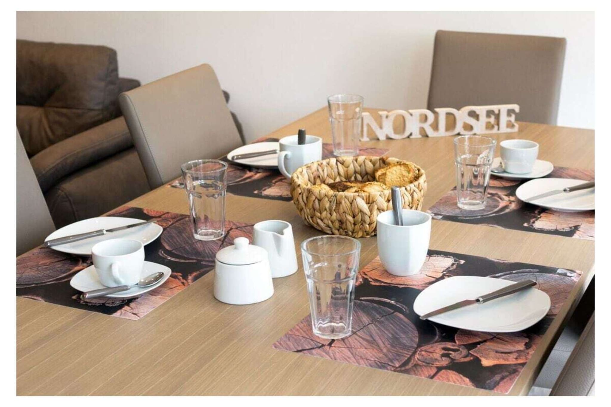 235583-Salle à manger