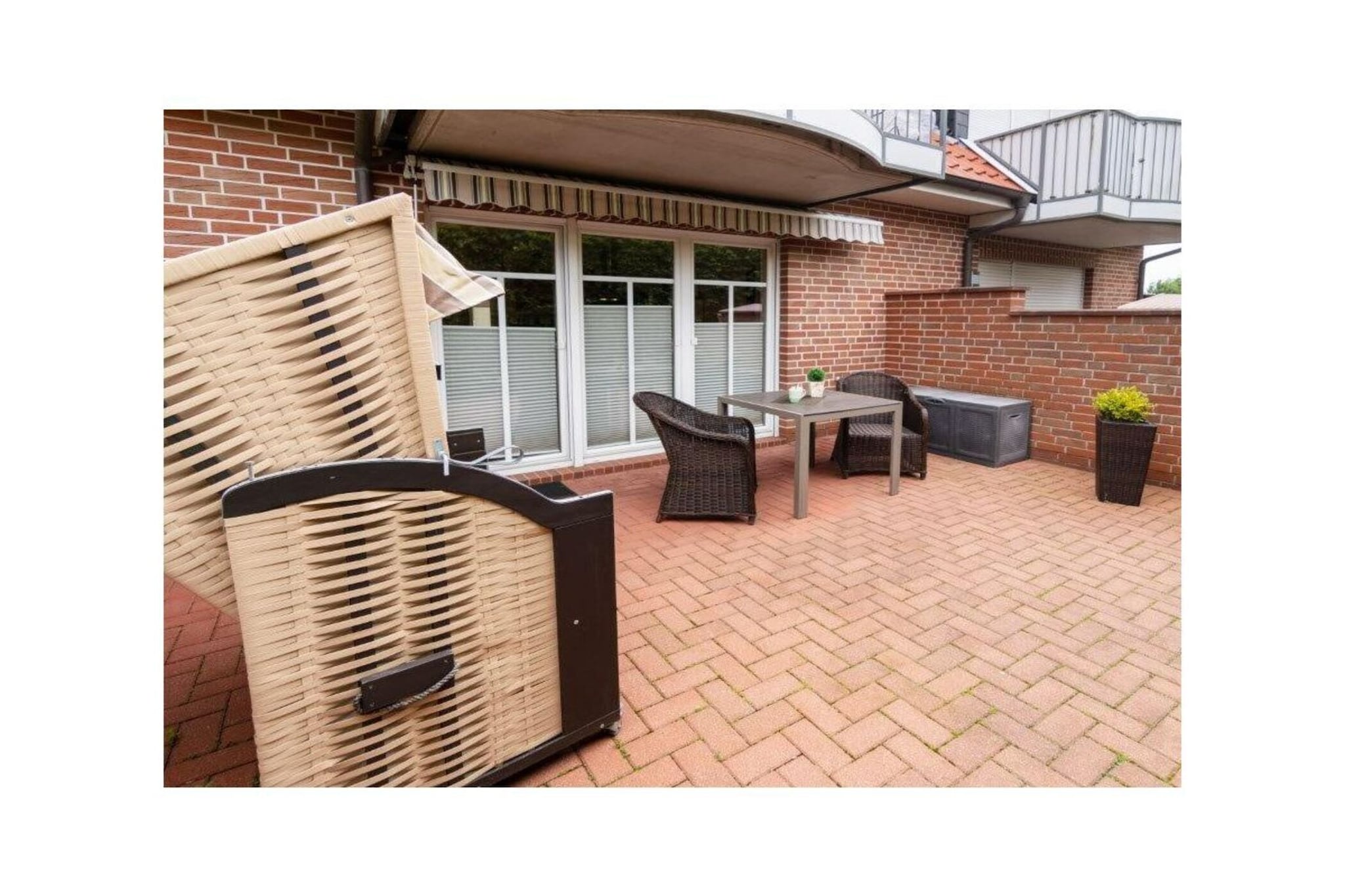 262511-Terrasse / balcon