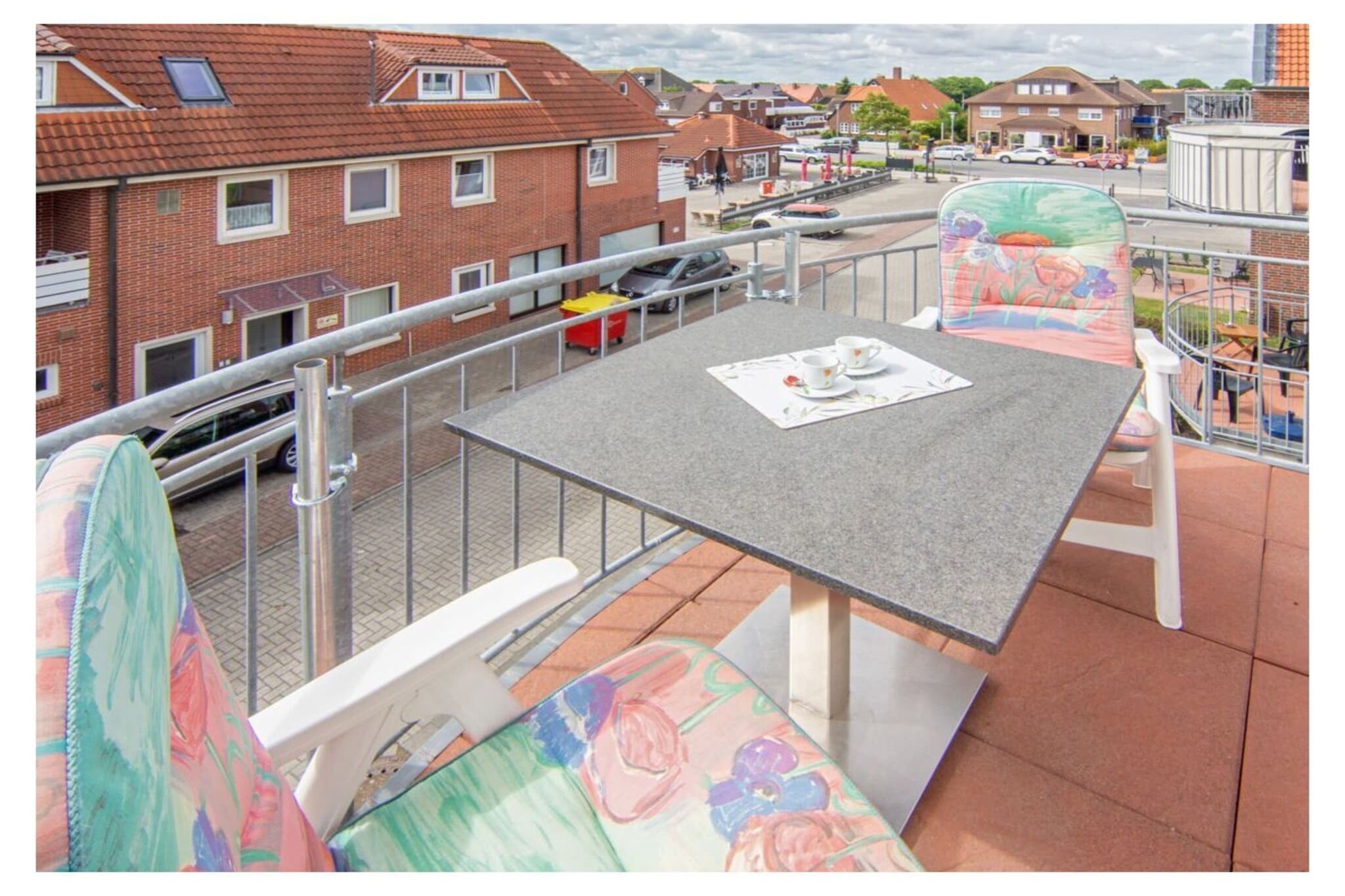 279394-Terrasse / balcon