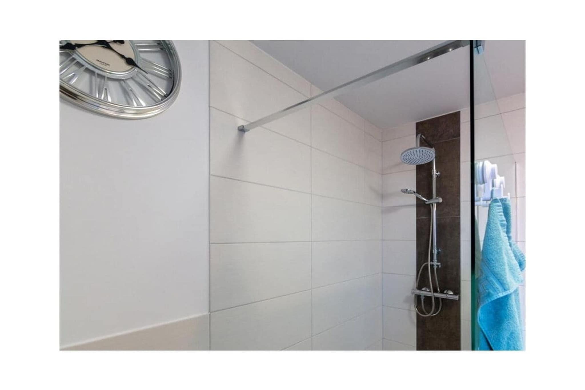 496907 - Badkamer