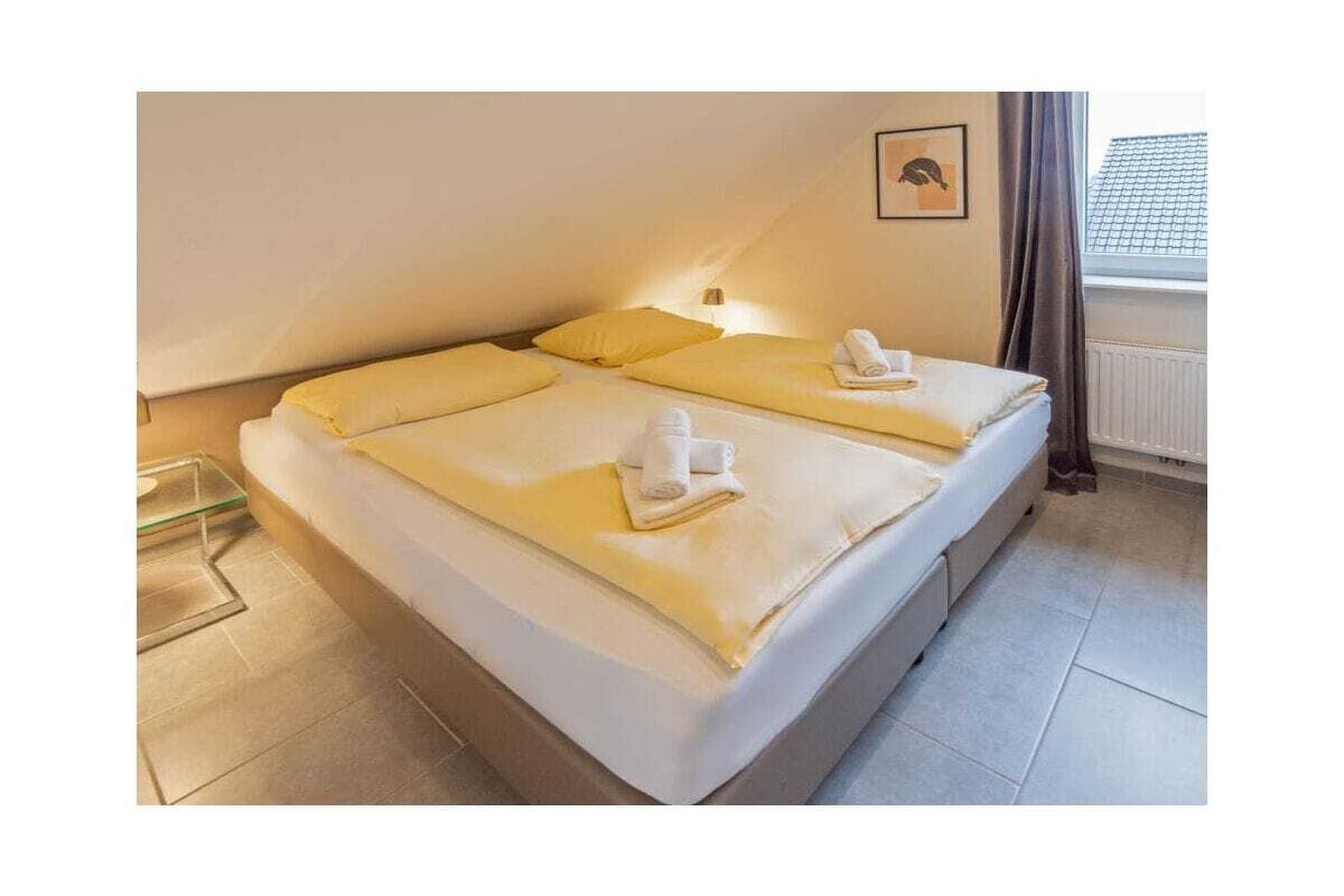 496912 - Bedroom