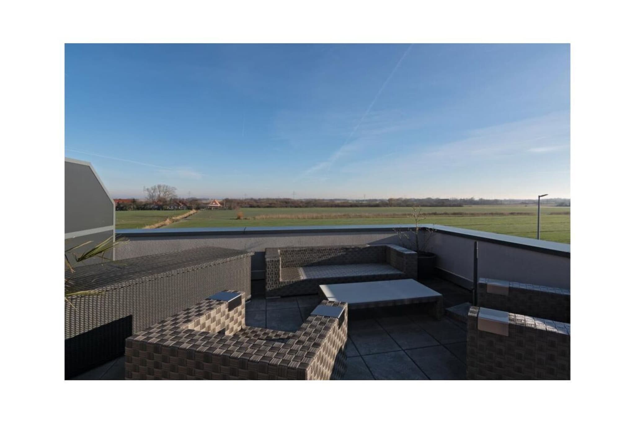 496918-Terrace balcony