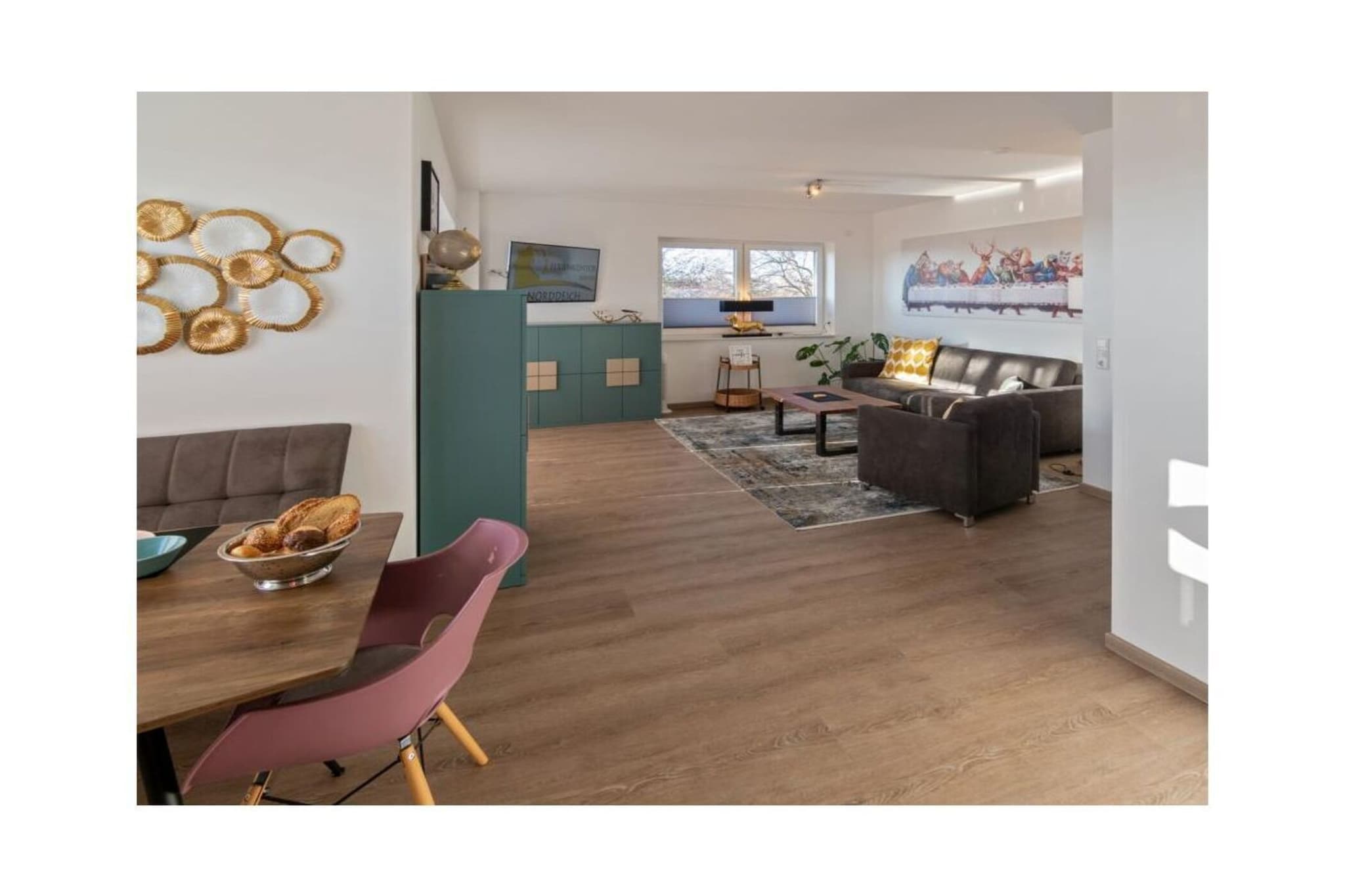 496918-Living room
