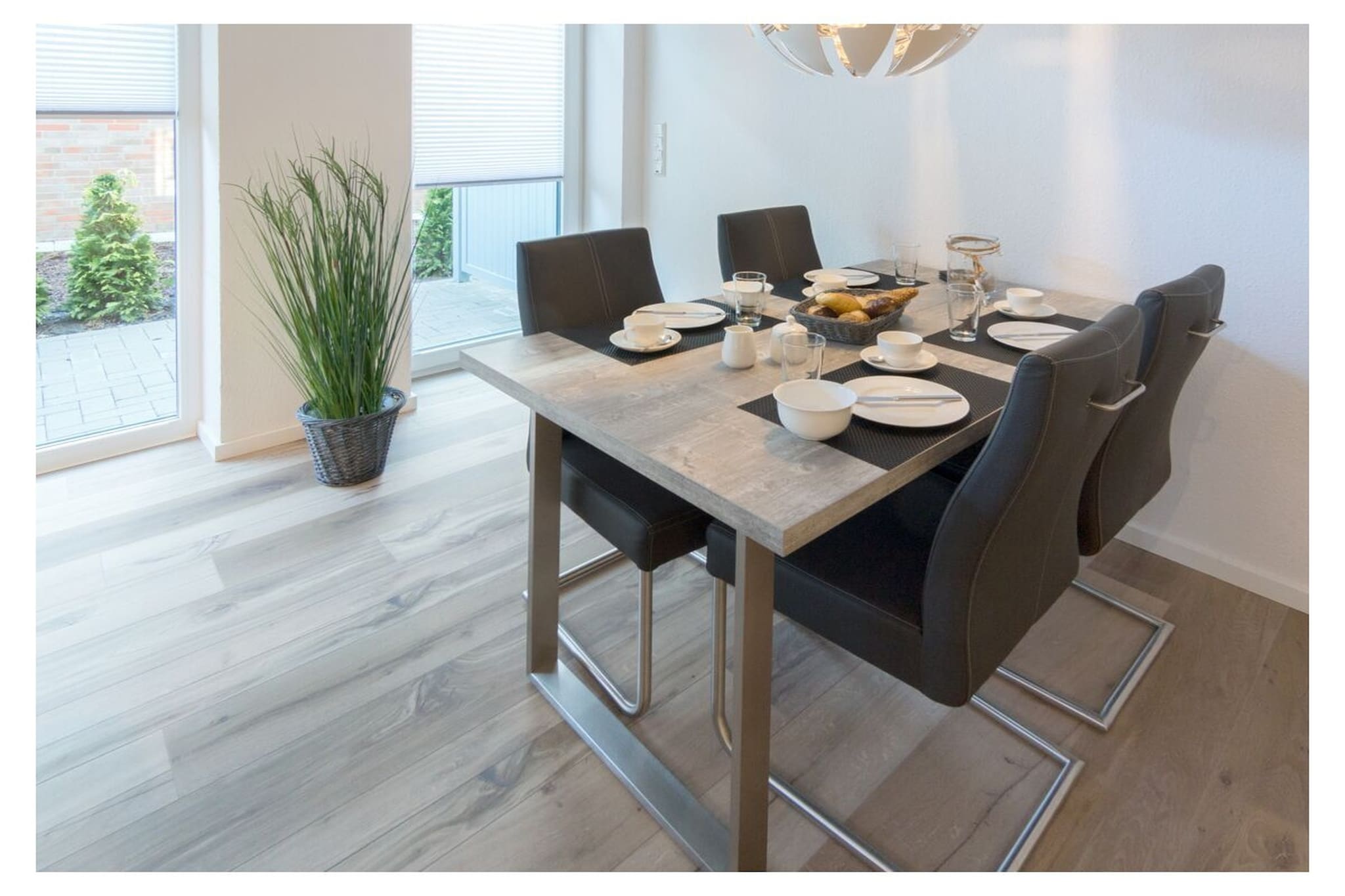 497003 - Eetkamer