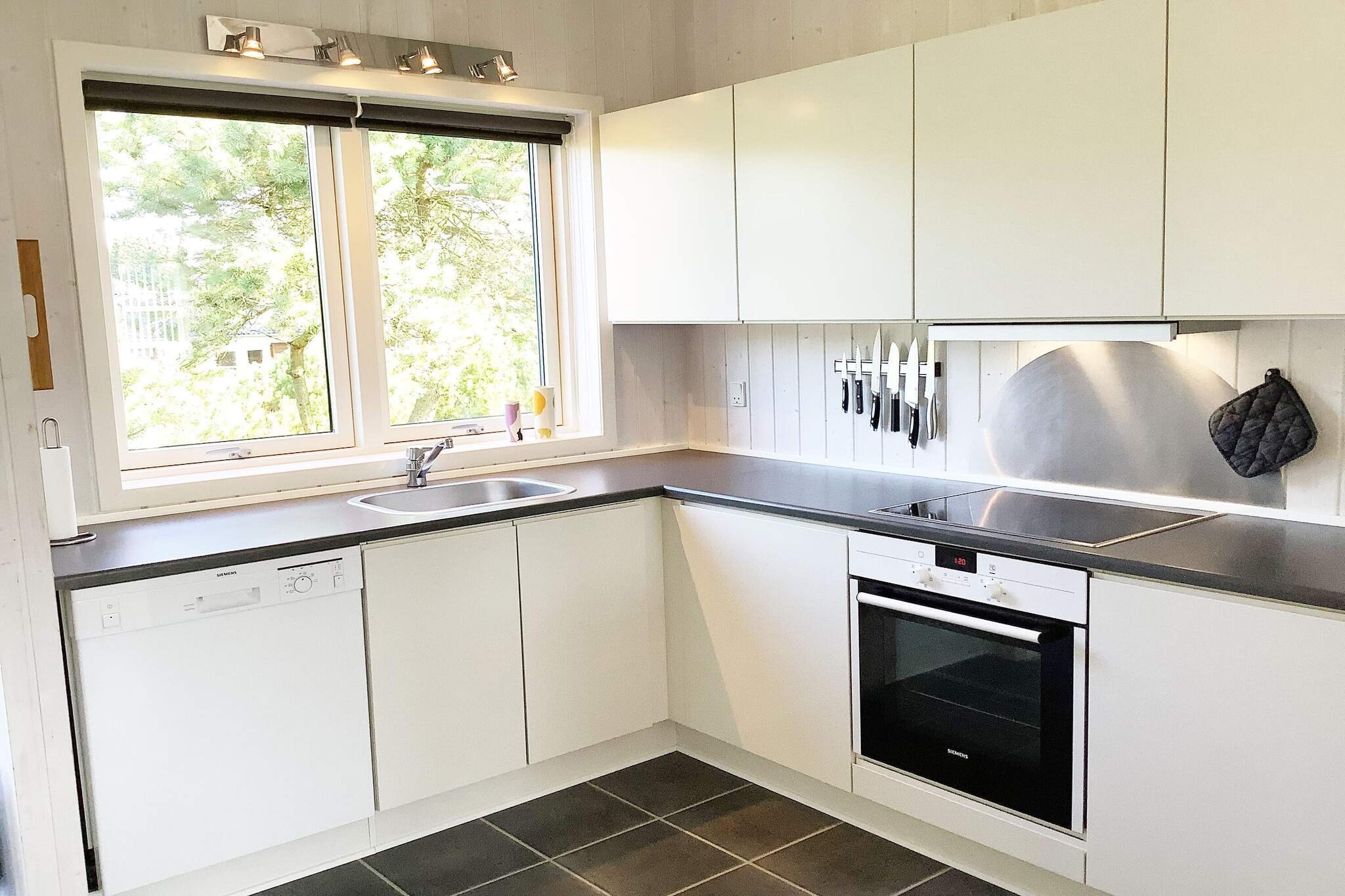 Familie Strand Retreat -- By Traum Ferienwohnungen-Binnen