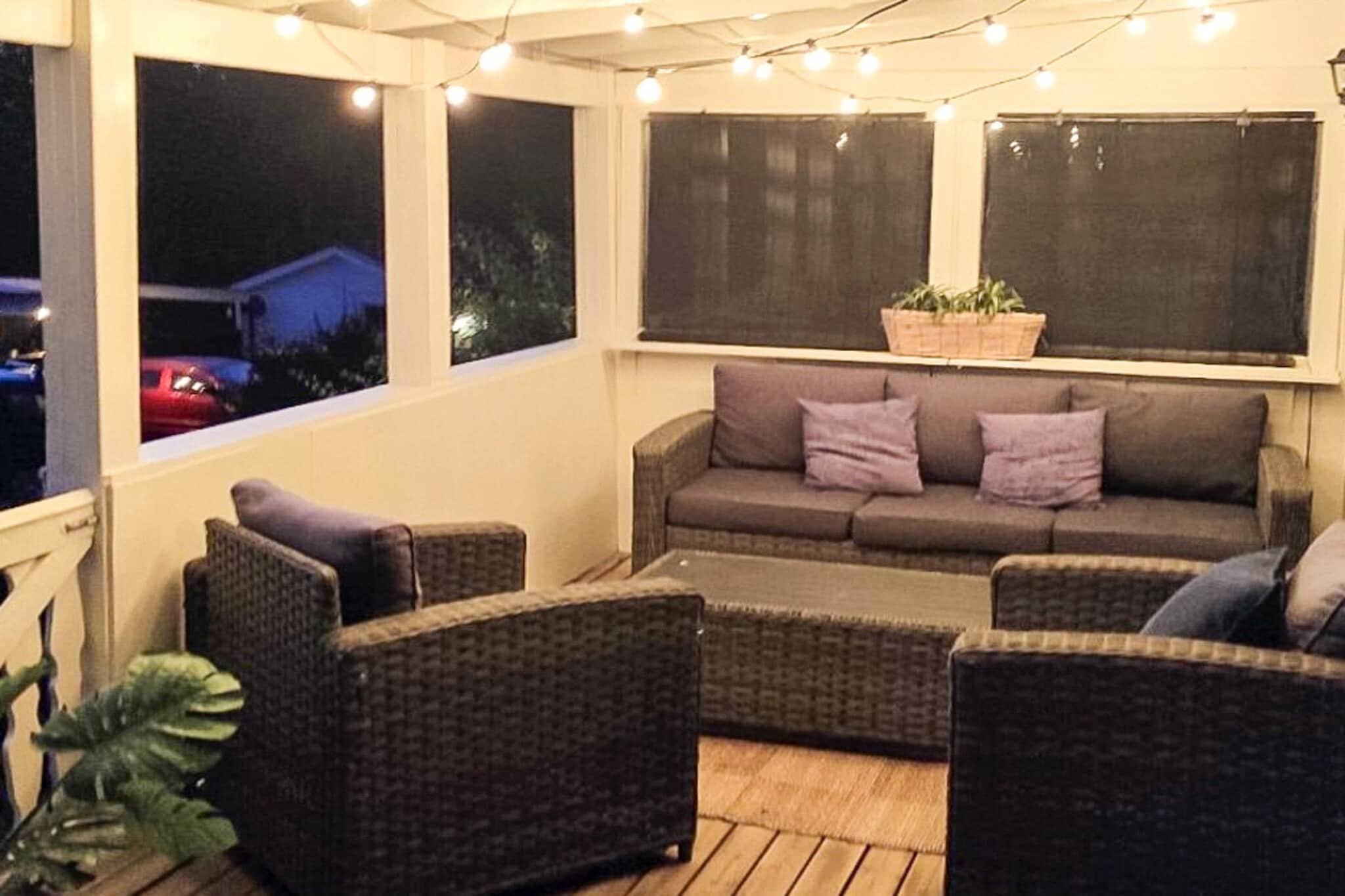 Kitchen(cooker(electric), cooker(2 ring stoves), coffee machine, oven, microwave, fridge-freezer), Living/bed room(double folding bed, TV(swedish TV channels), fireplace), bedroom(double bed), bathroom(washbasin, shower, toilet), heating(electric), courtyard, garden, garden furniture, garden furniture, parking