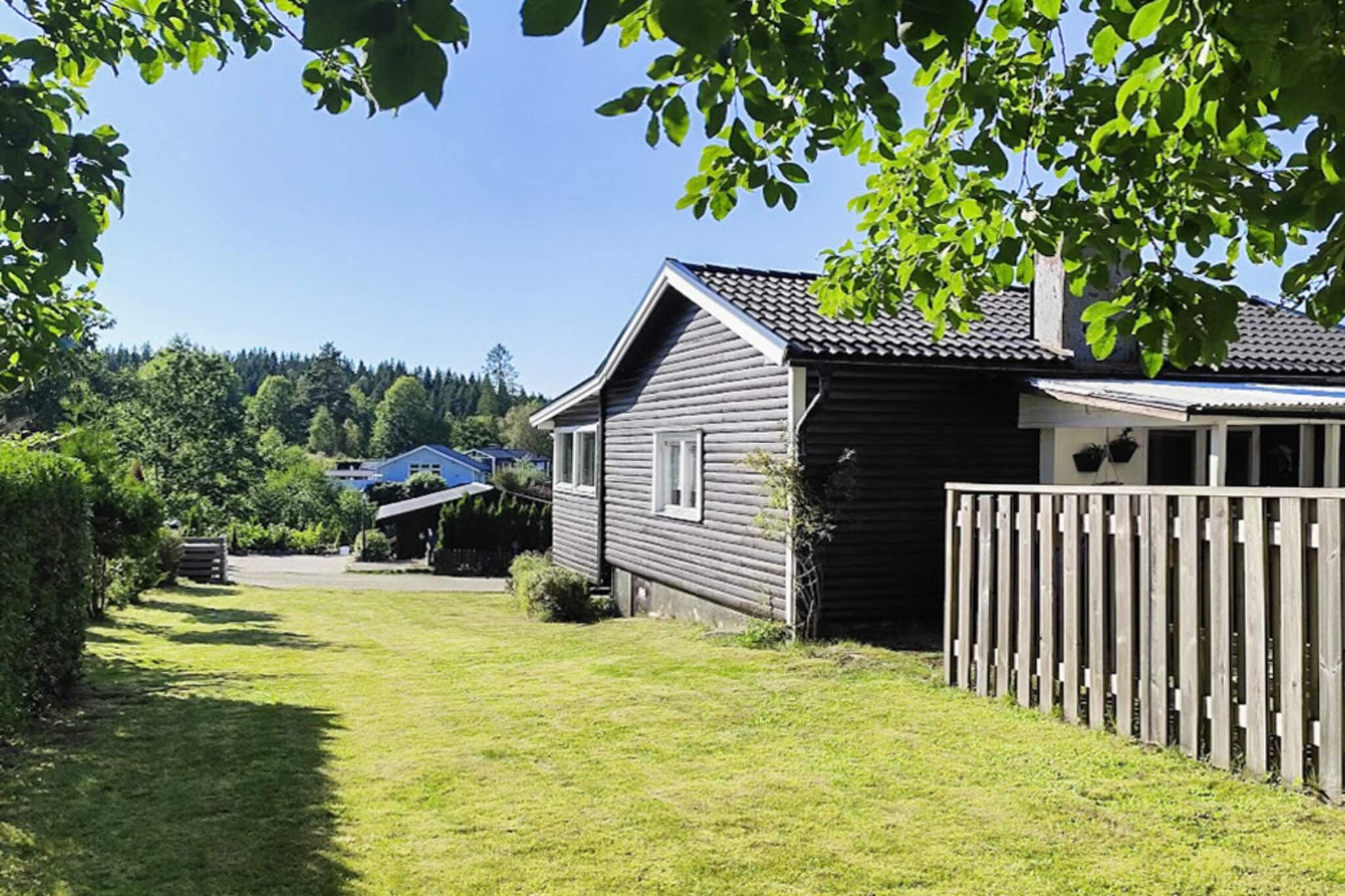 4 Sterne Ferienhaus in BORÅS - Im Freien