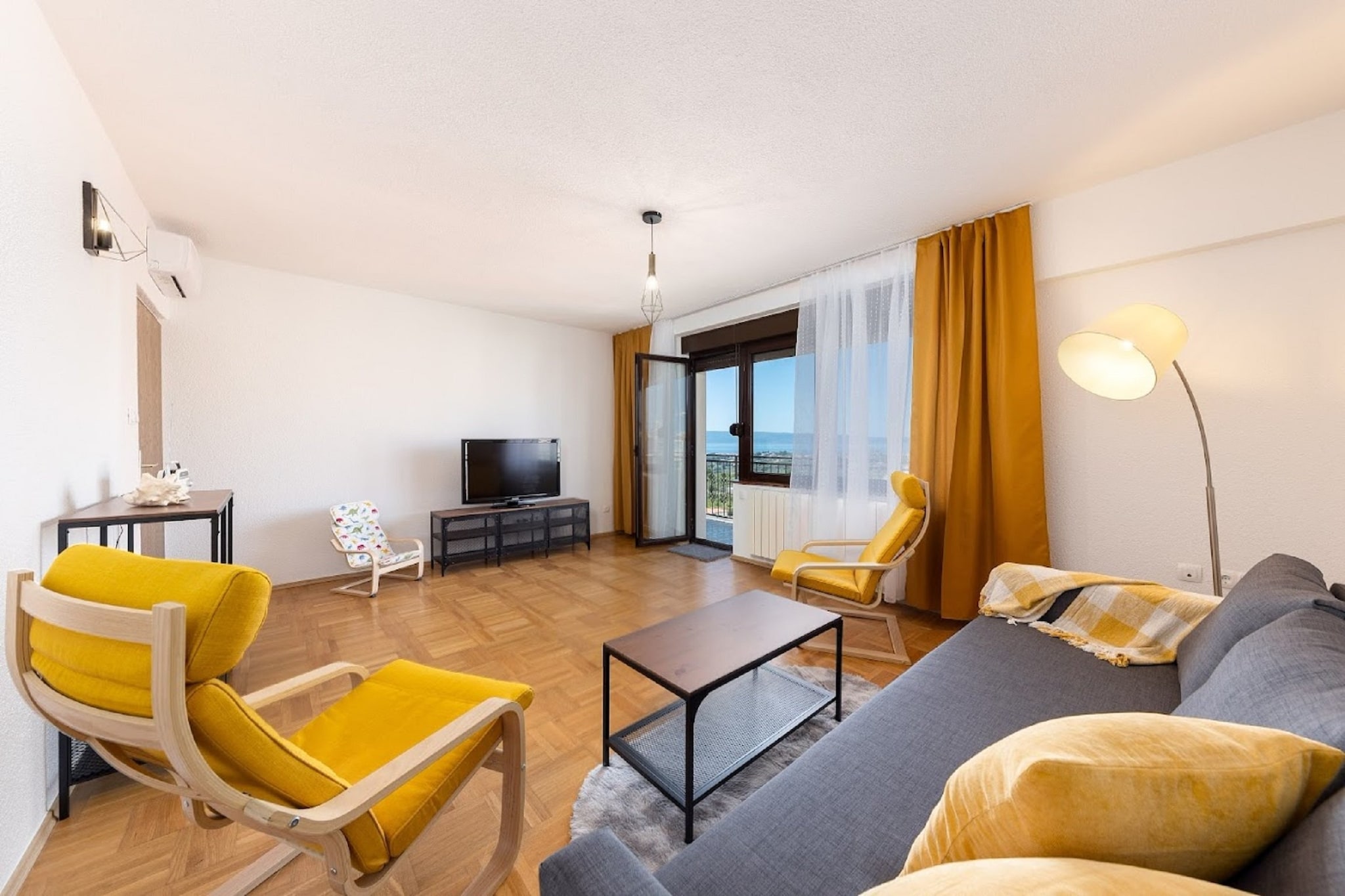 Apartment Bella Dalia - Two  Bedroom Apartment with Balcony and Sea View