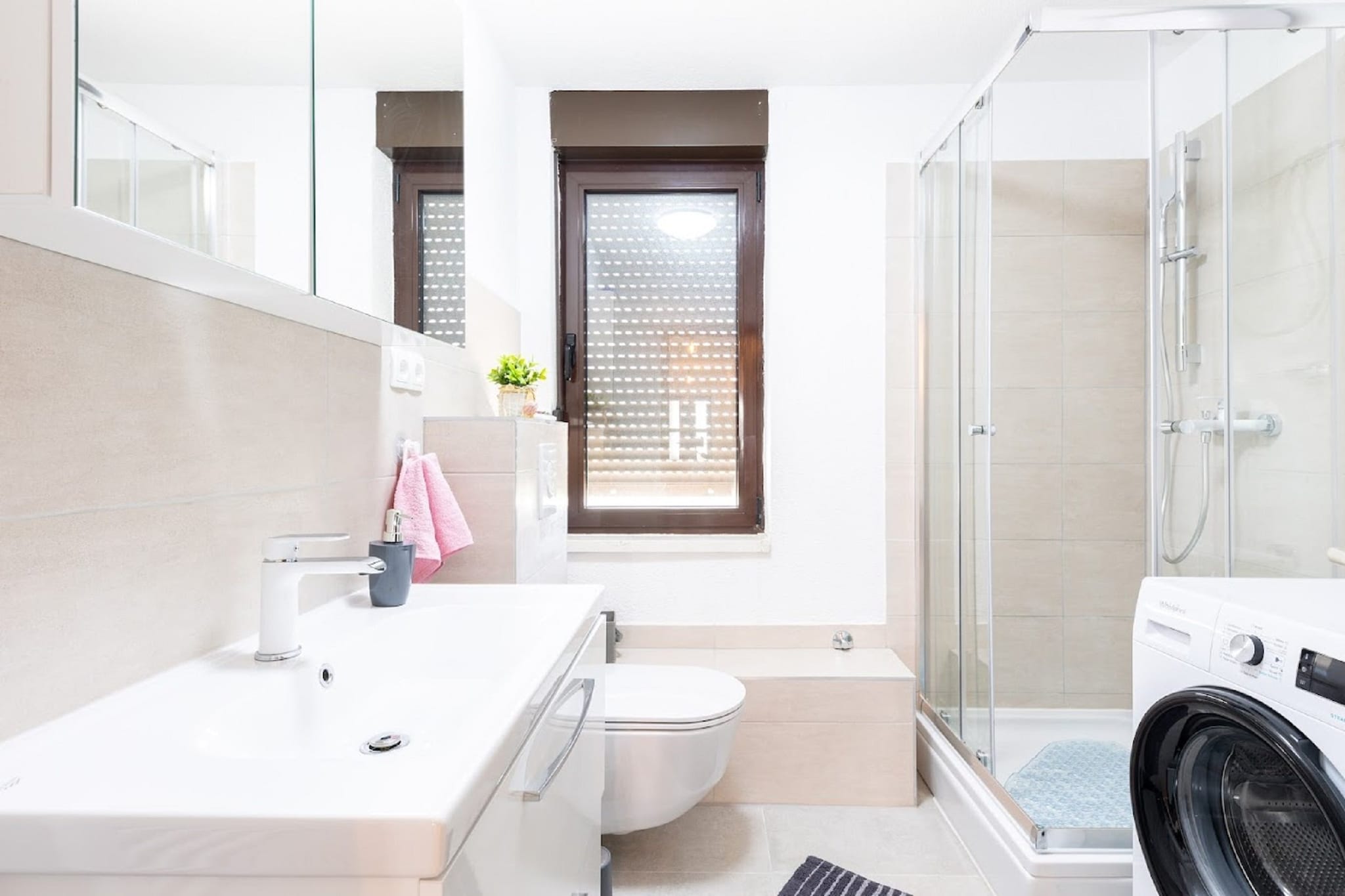 Apartment Bella Dalia - Two  Bedroom Apartment with Balcony and Sea View-Badezimmer