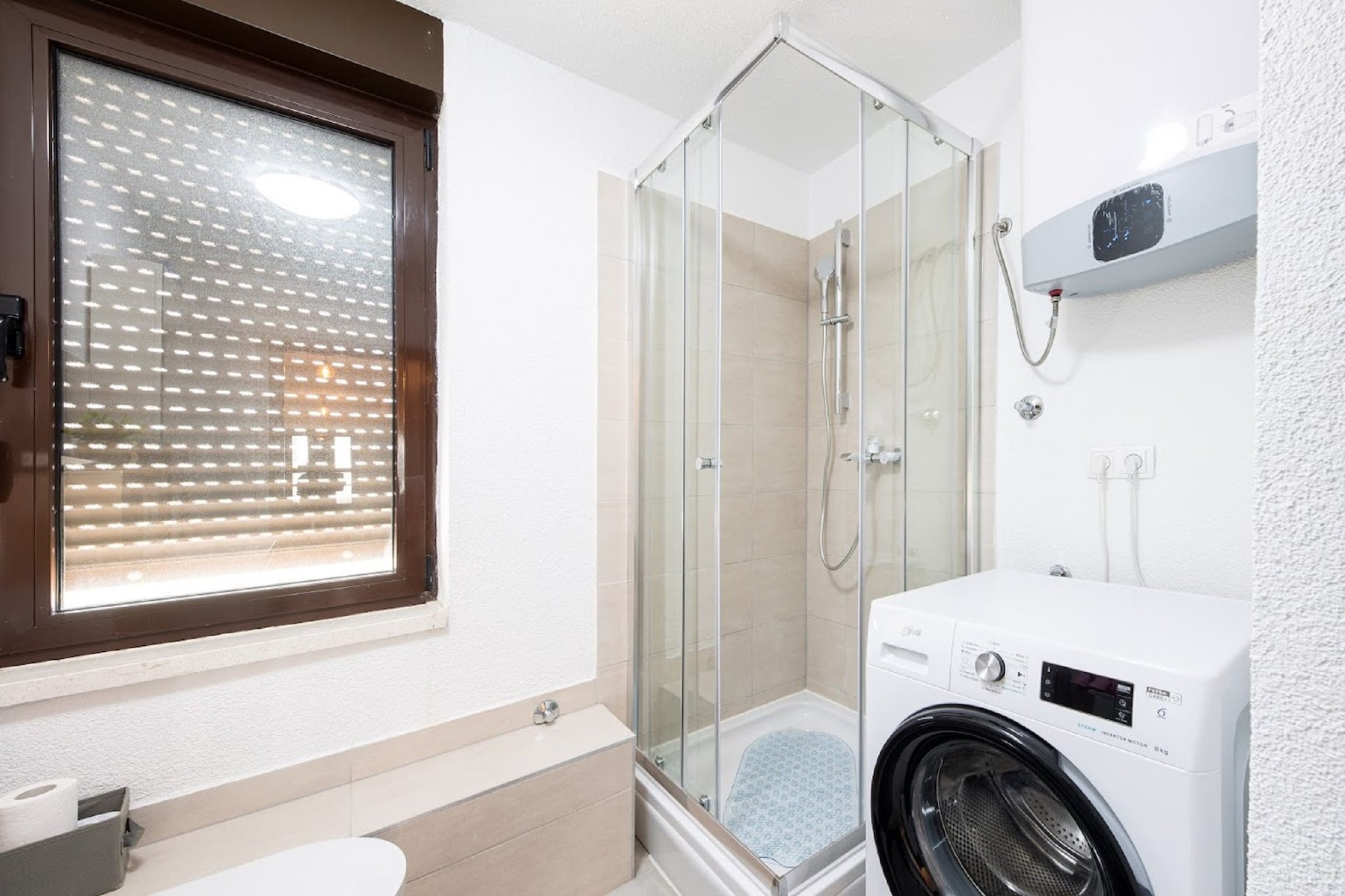 Apartment Bella Dalia - Two  Bedroom Apartment with Balcony and Sea View-Badezimmer