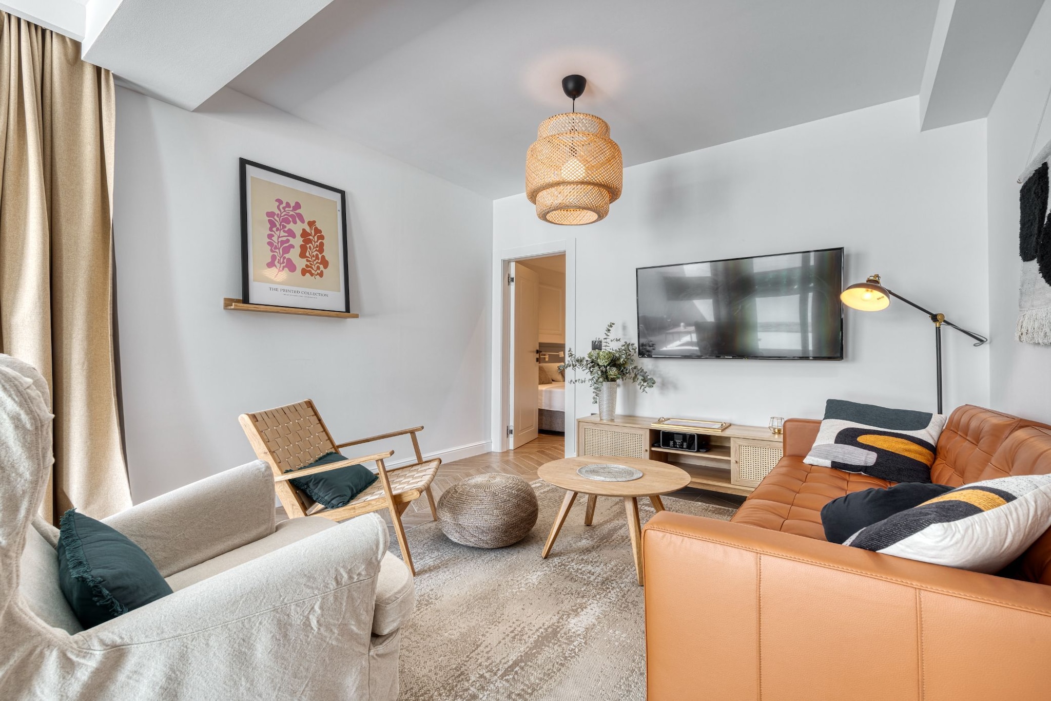 Luxury SPA B.one Apartment - Two Bedroom Apartment with Private Pool and Hot Tub-Salon