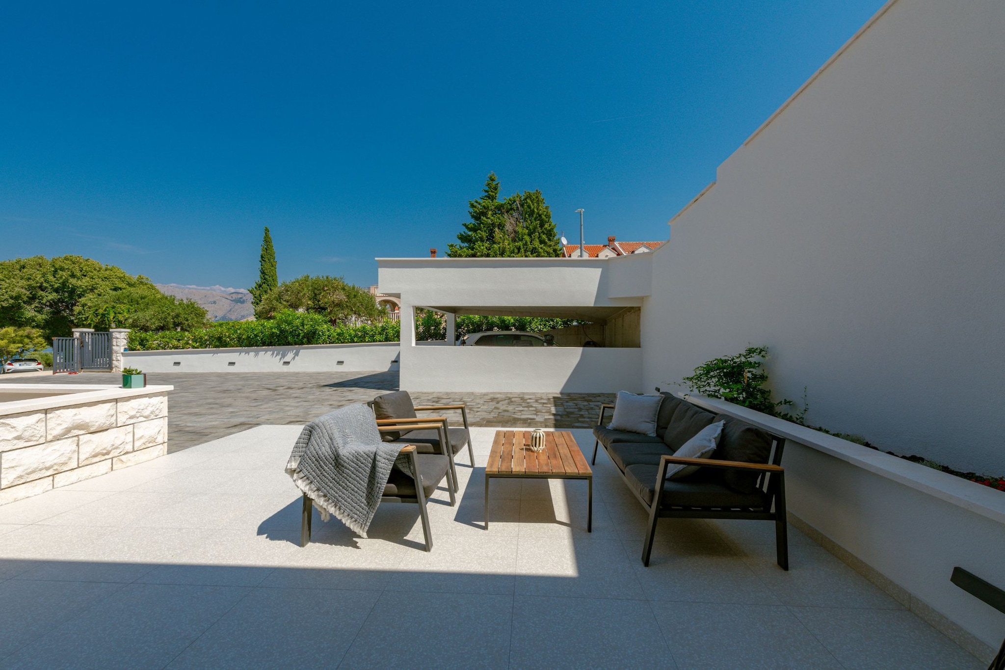 Luxury SPA B.one Apartment - Two Bedroom Apartment with Private Pool and Hot Tub-Piscine