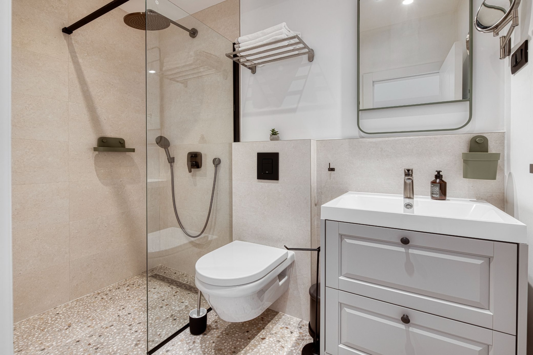 Luxury SPA B.one Apartment - Two Bedroom Apartment with Private Pool and Hot Tub-Salle de bain