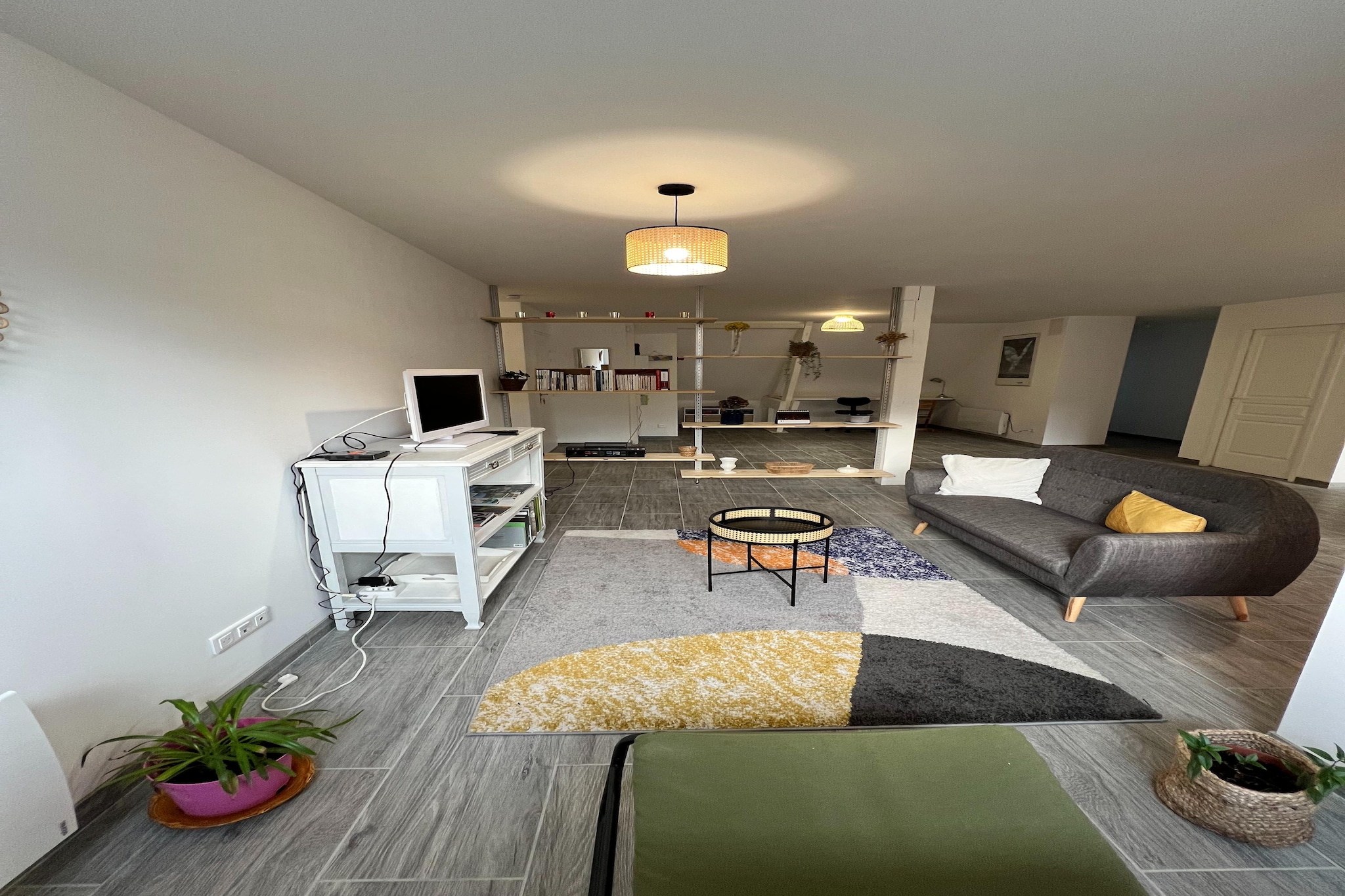 This renovated top-floor apartment in the heart of Sedan offers a bright and spacious retreat for up to 4 guests. With 2 large bedrooms, an open kitchen-living area, and a dedicated workspace, it’s ideal for both leisure and business travelers. Shops and restaurants are just steps away, making it easy to enjoy the town’s vibrant atmosphere.
Dining options nearby include Le Marmiton for classic French cuisine, SAVEURS DE L'INDE for flavorful Indian dishes, and Les Soquettes for regional favorites. For a relaxed evening, head to Roy de la Bière, a cozy bar with a great selection of drinks.
Explore local gems like the Sedan Castle, the Jardin Botanique de Sedan, and the Maison du Patrimoine. With Charleville, Reims, and Bouillon just a short drive away, this apartment is a perfect base for discovering the Champagne-Ardenne region and beyond.