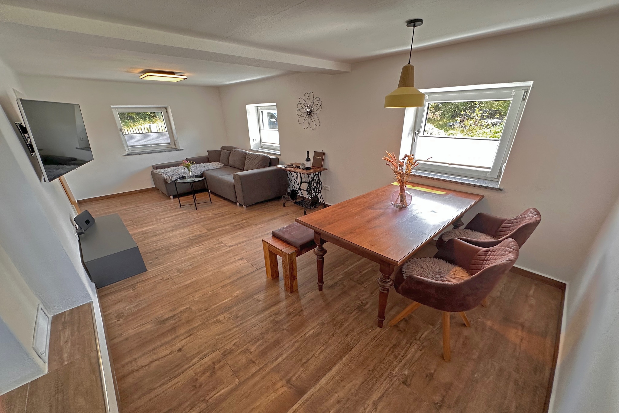 Zum wilden Jakob-Dining room