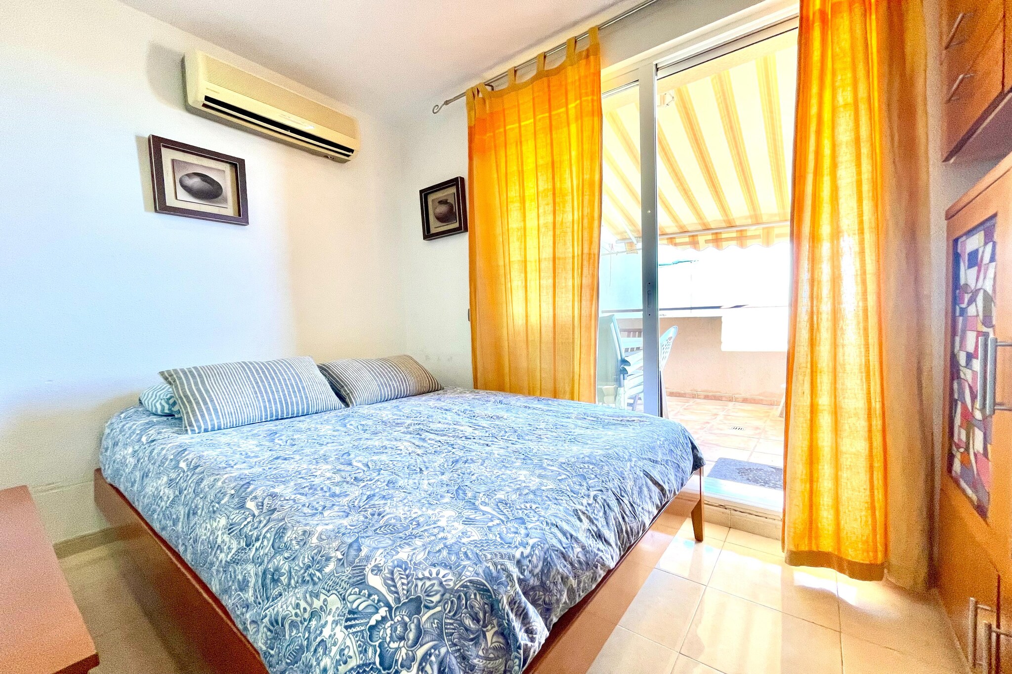 Romantic apartment with private terrace