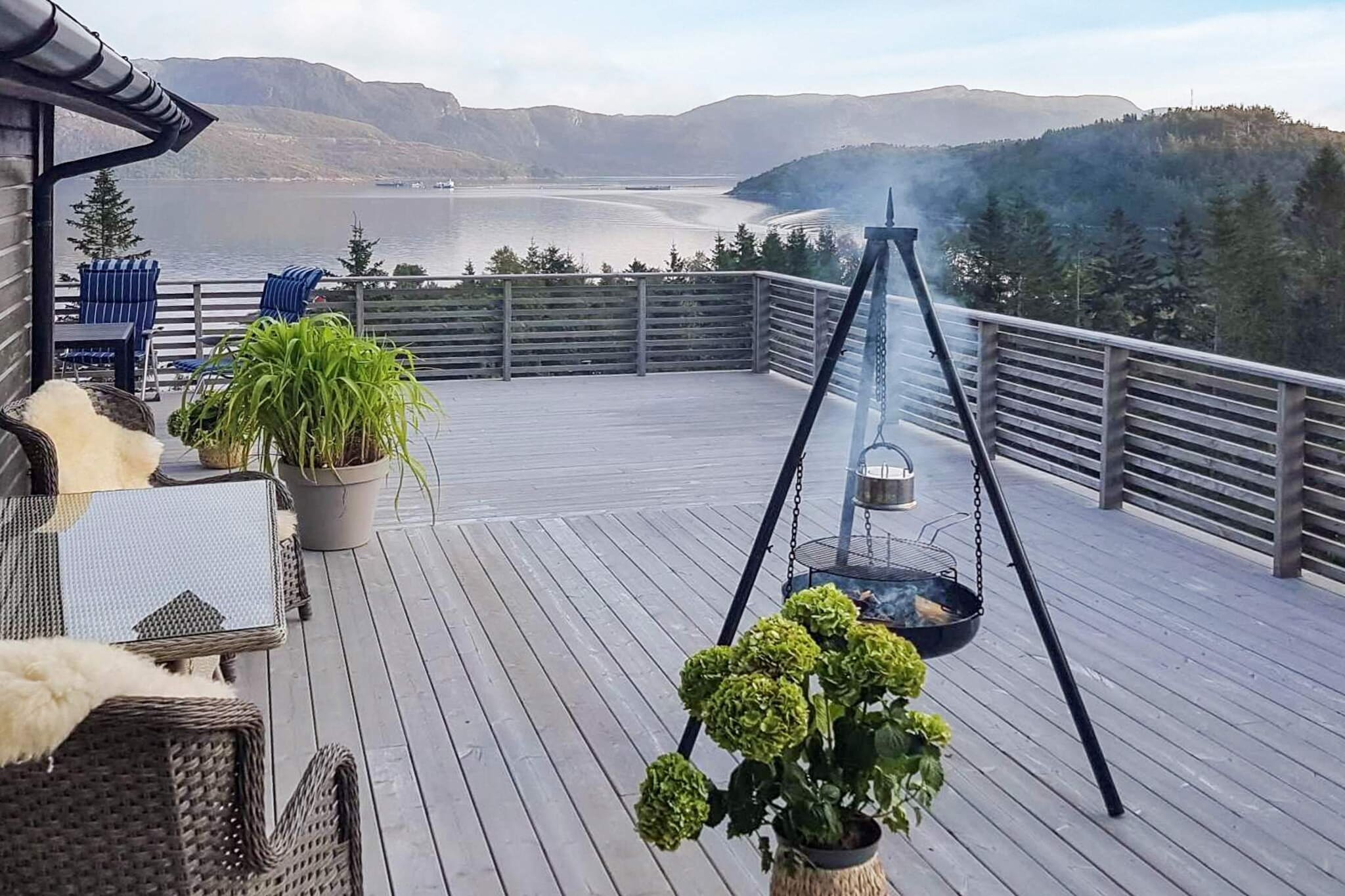 4 etoiles maison de vacances a Naustbukta - Vue sur l'eau