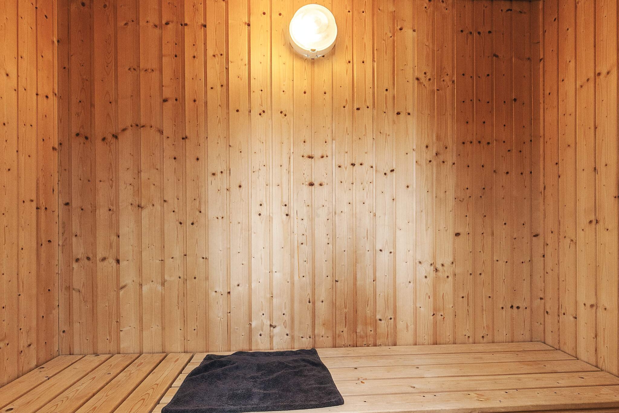 Bonheur en bord de mer avec vue - Sauna