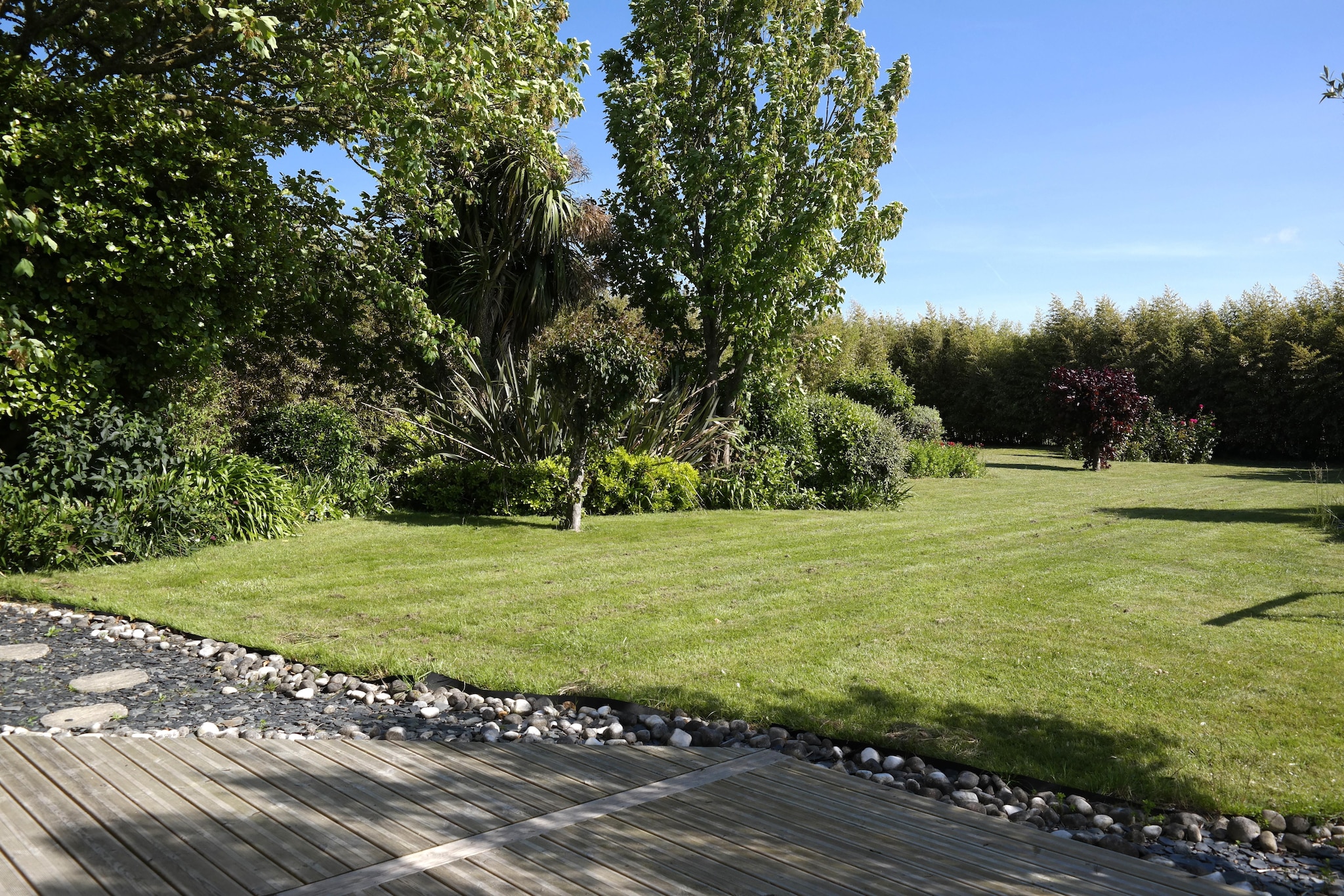 Maison de pêcheur Plougoulm-Tuinen zomer