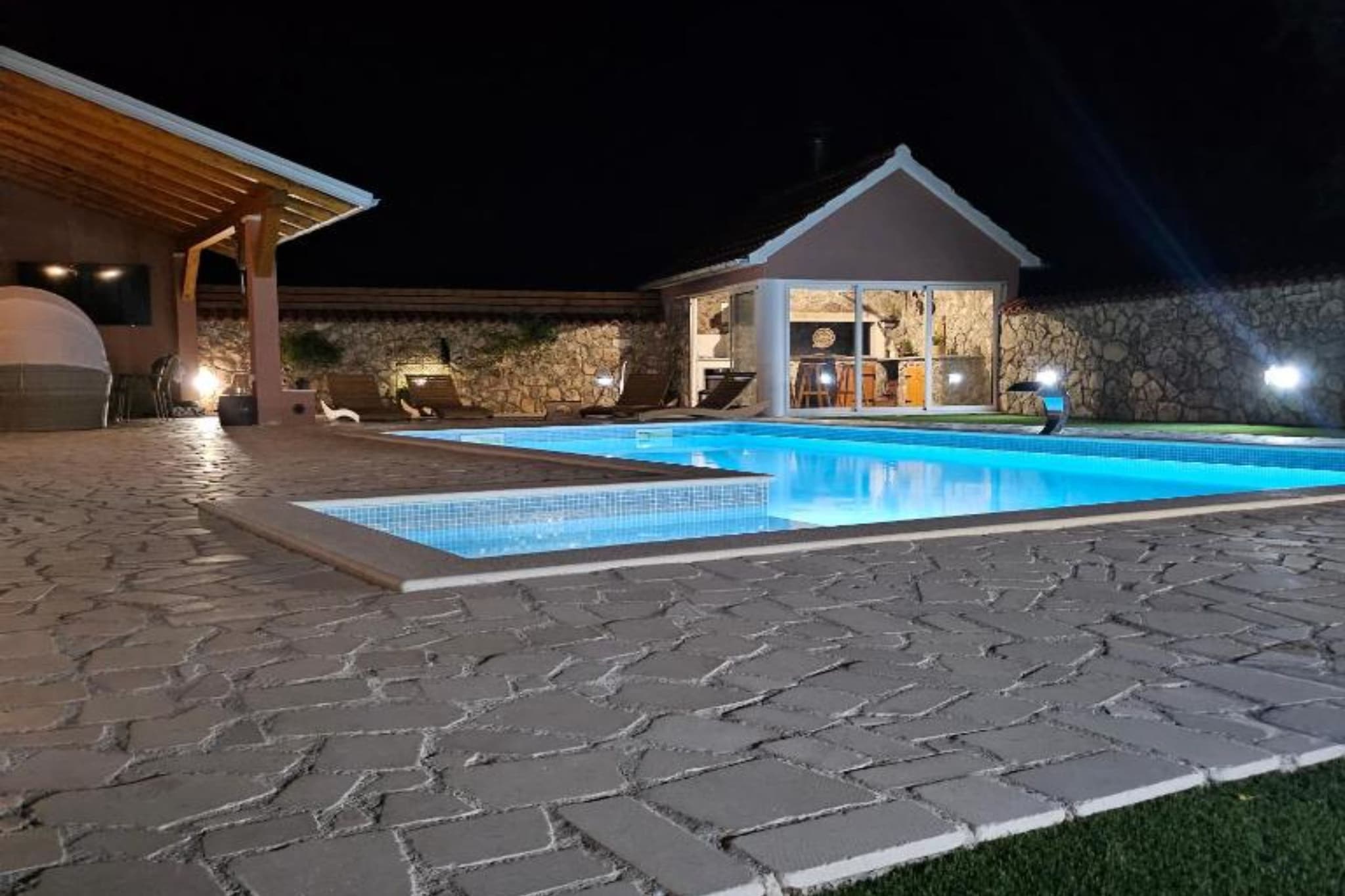 Villa Nika - Three Bedroom Villa with Private Pool-Schwimmbad