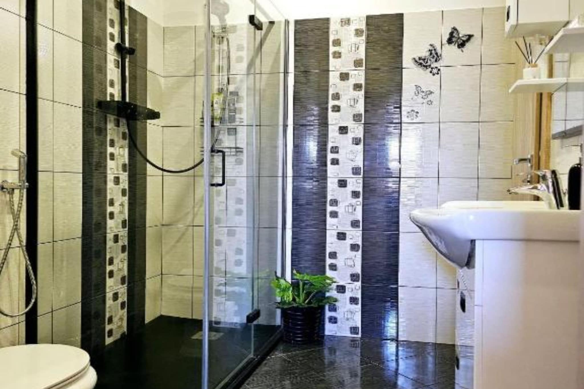 Villa Nika - Three Bedroom Villa with Private Pool-Badezimmer